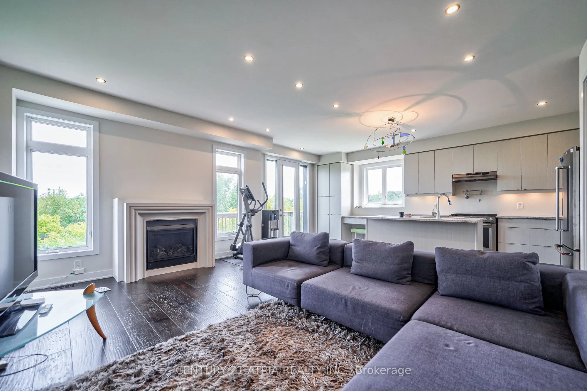 15 Anchusa Drive