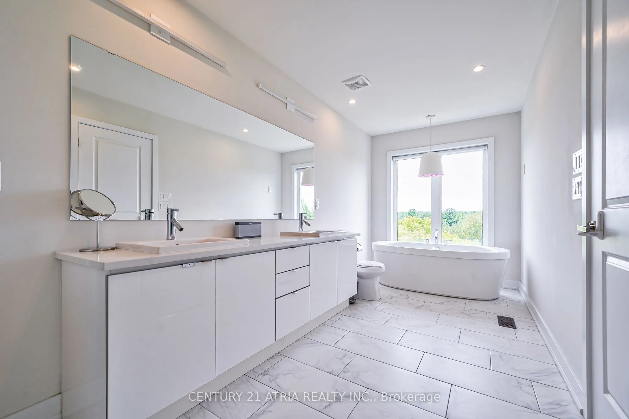 15 Anchusa Drive