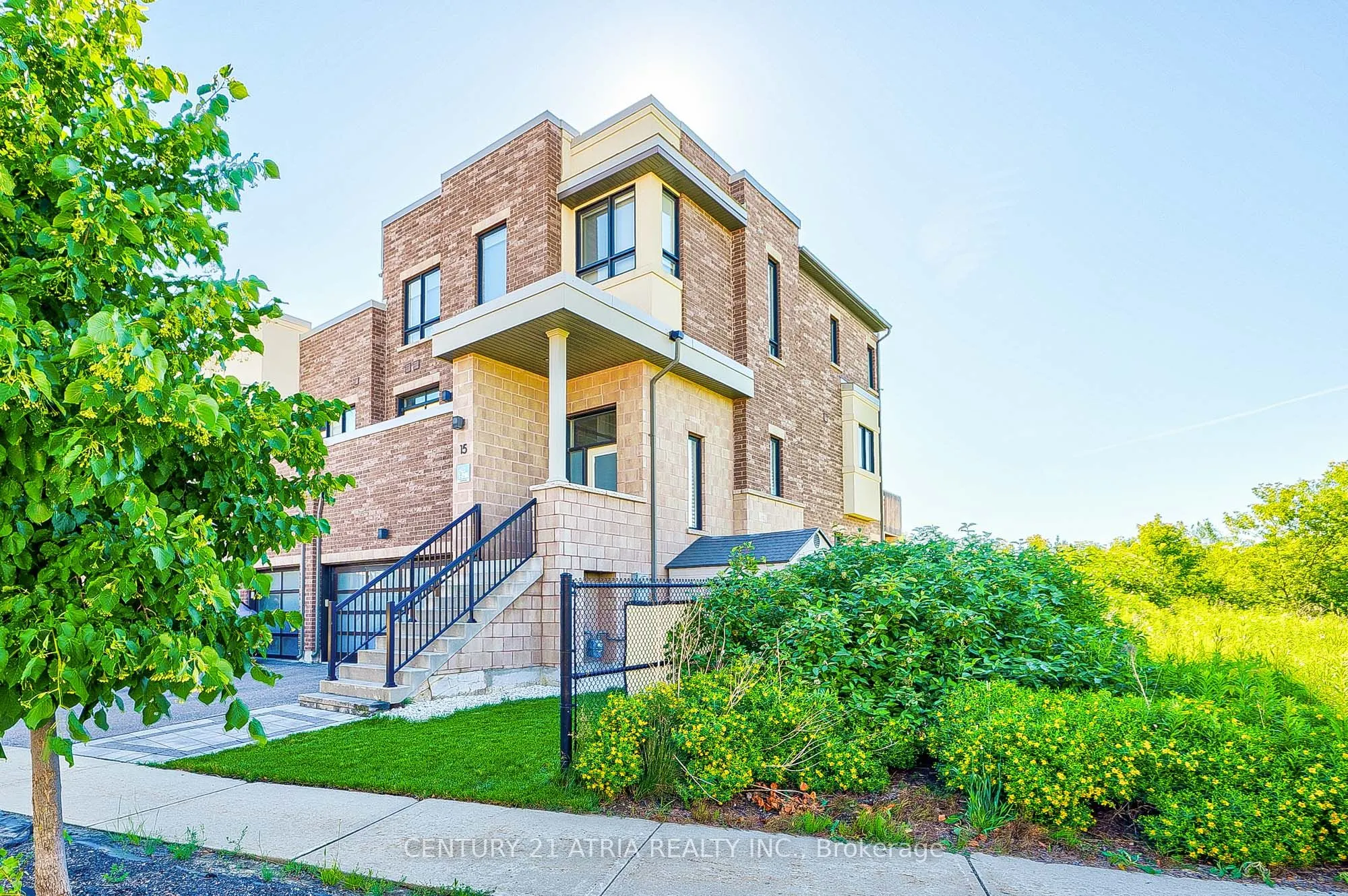 15 Anchusa Drive