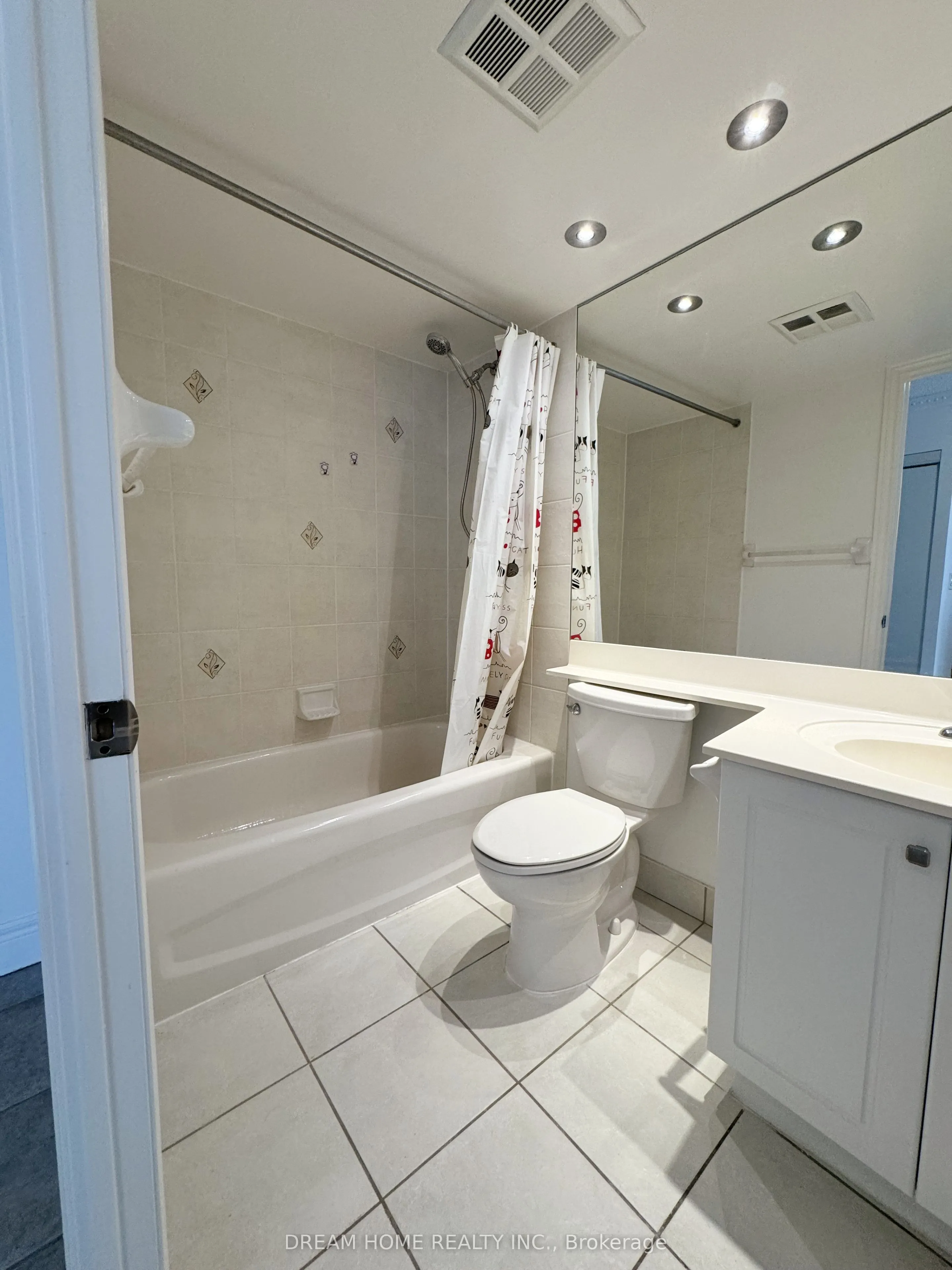 48 Suncrest Boulevard, #507
