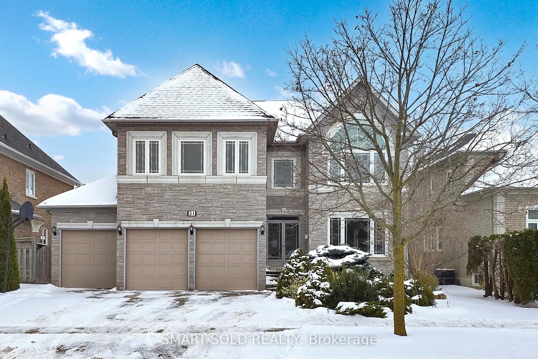 31 Black Walnut Crescent