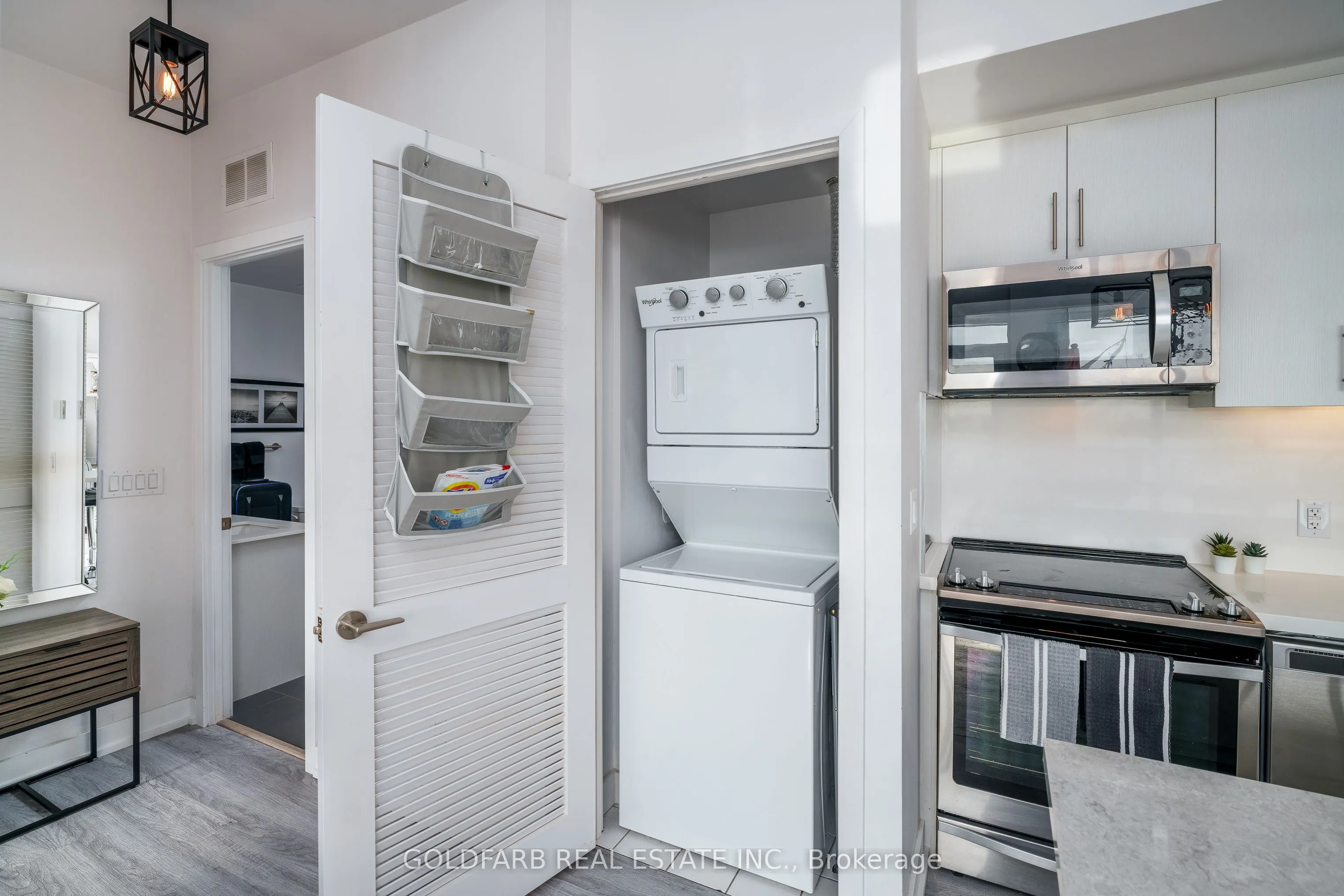 289 Broward Way, #73
