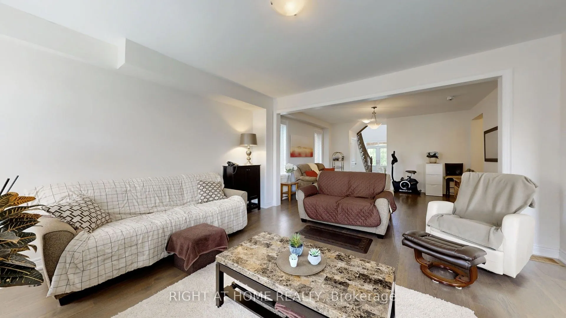 11 Robert Wilson Crescent