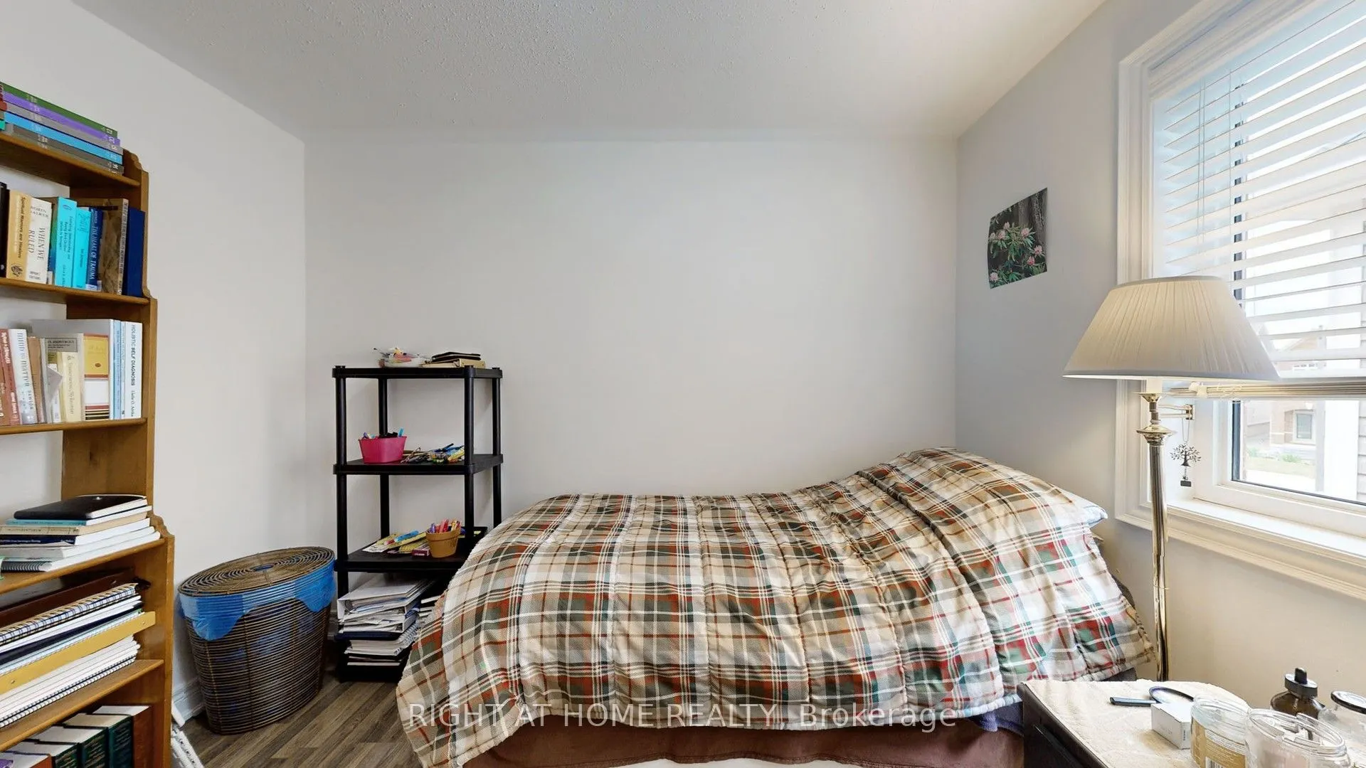 11 Robert Wilson Crescent