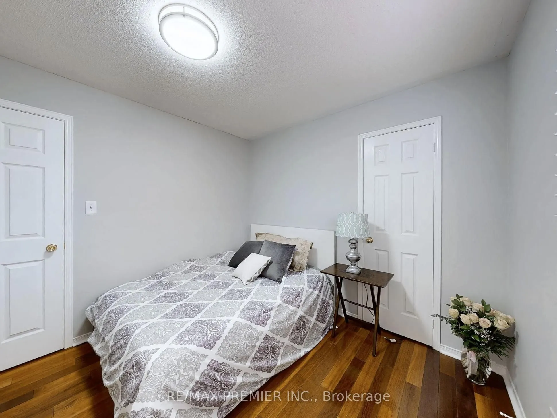 336 St Joan Of Arc Avenue