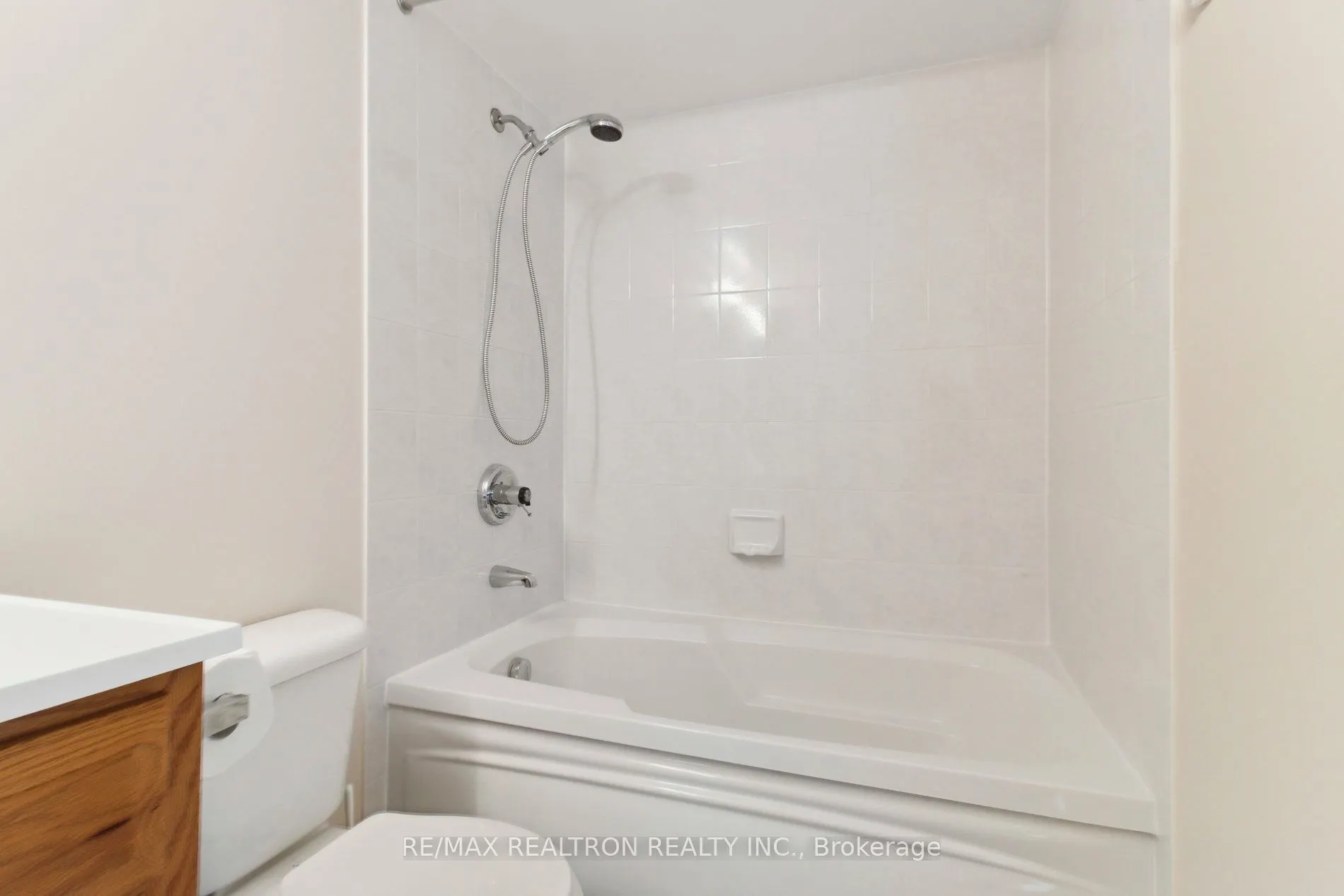 850 Steeles Avenue W, #306