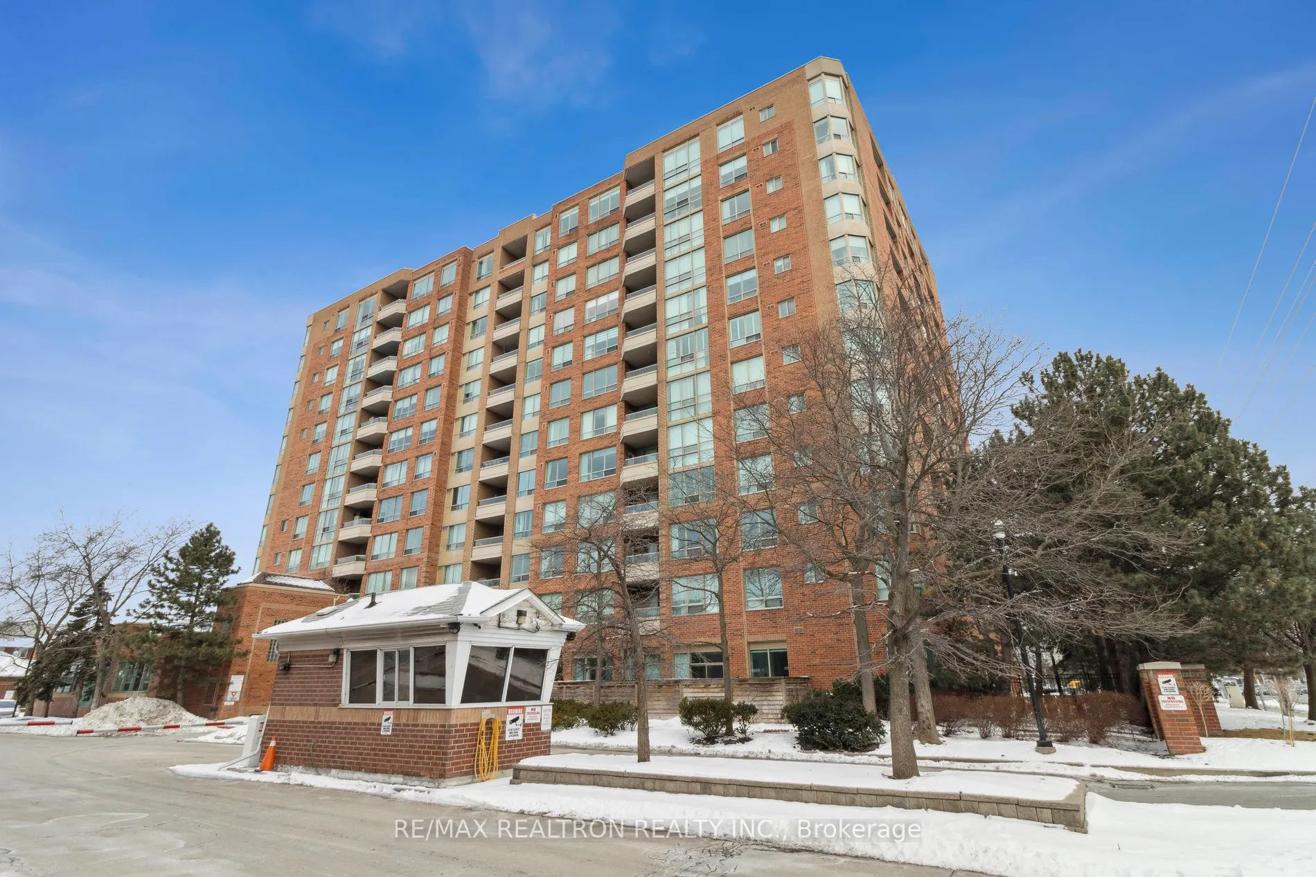 850 Steeles Avenue W, #306