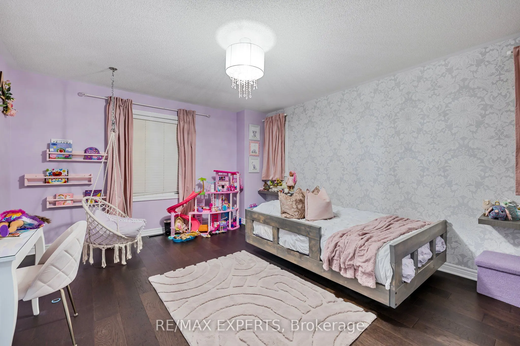 24 Faris Street