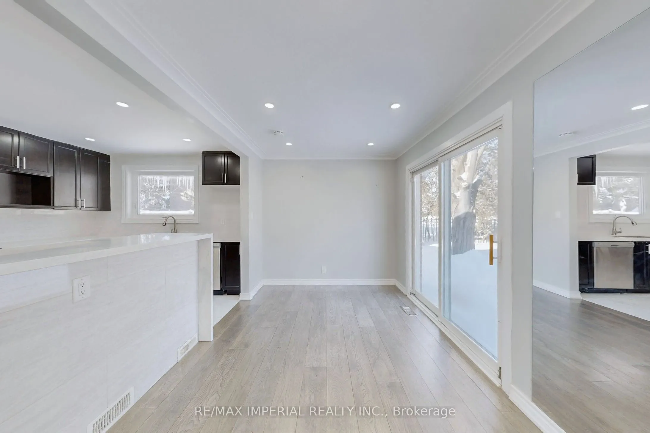 12 Sherwood Forest Drive