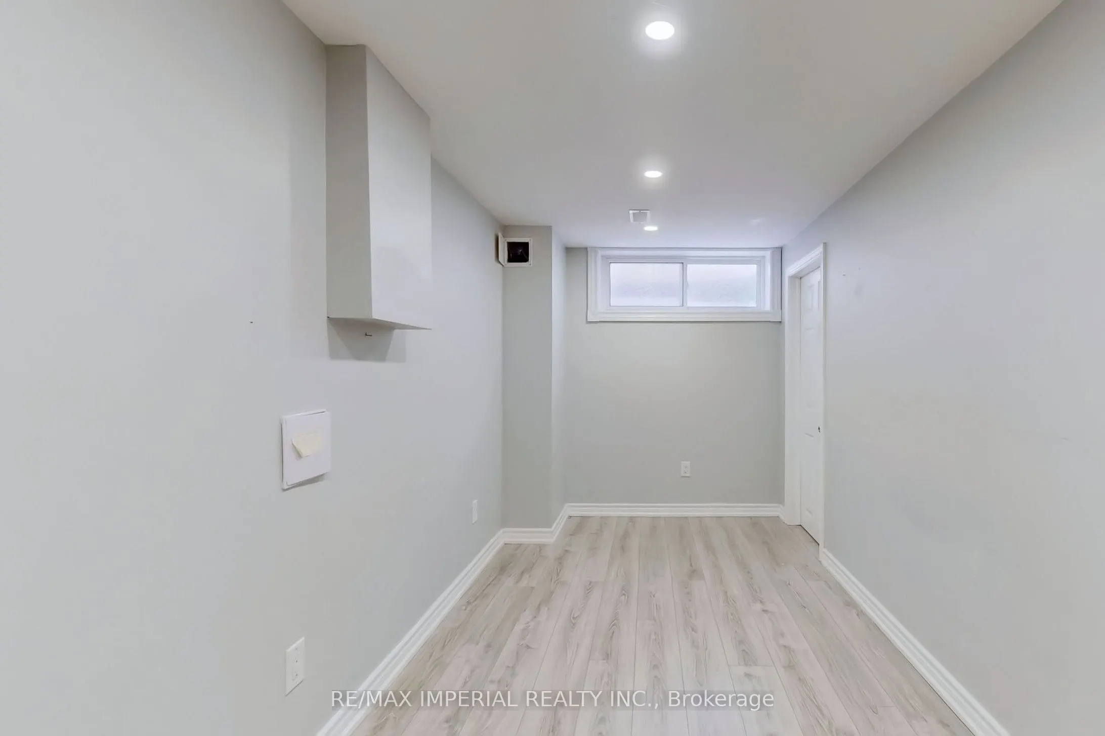 12 Sherwood Forest Drive