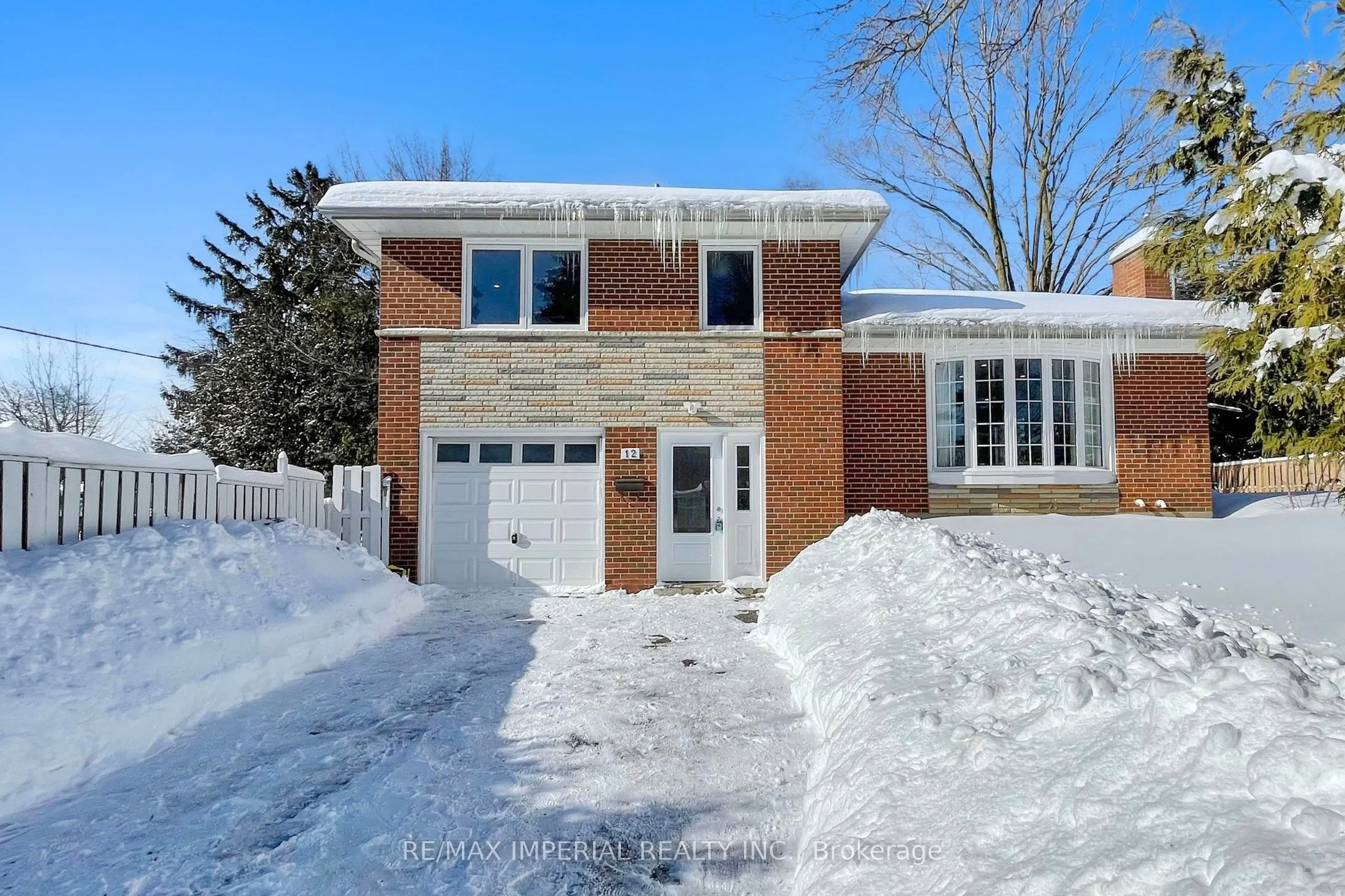 12 Sherwood Forest Drive