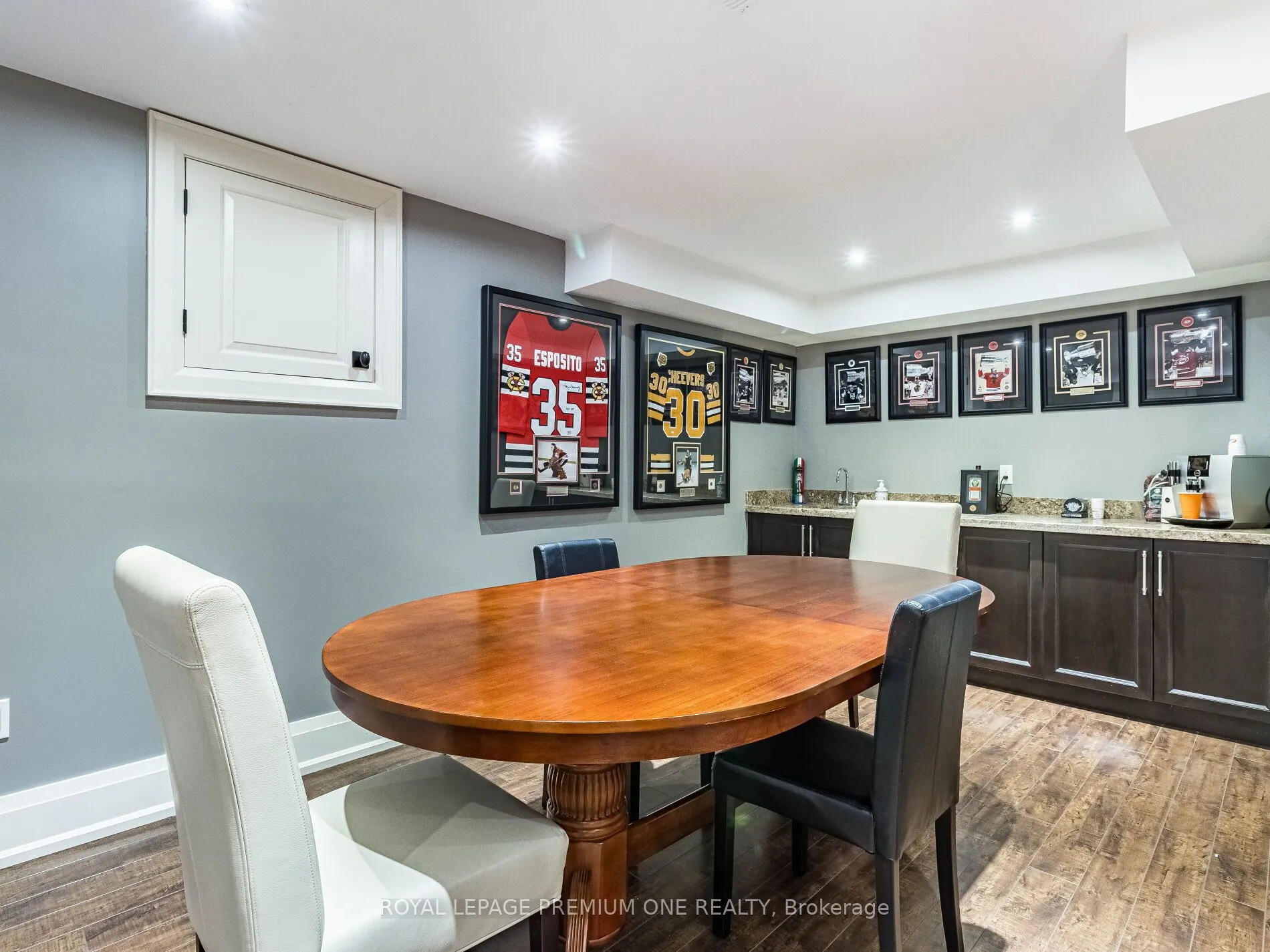119 Dennison Street