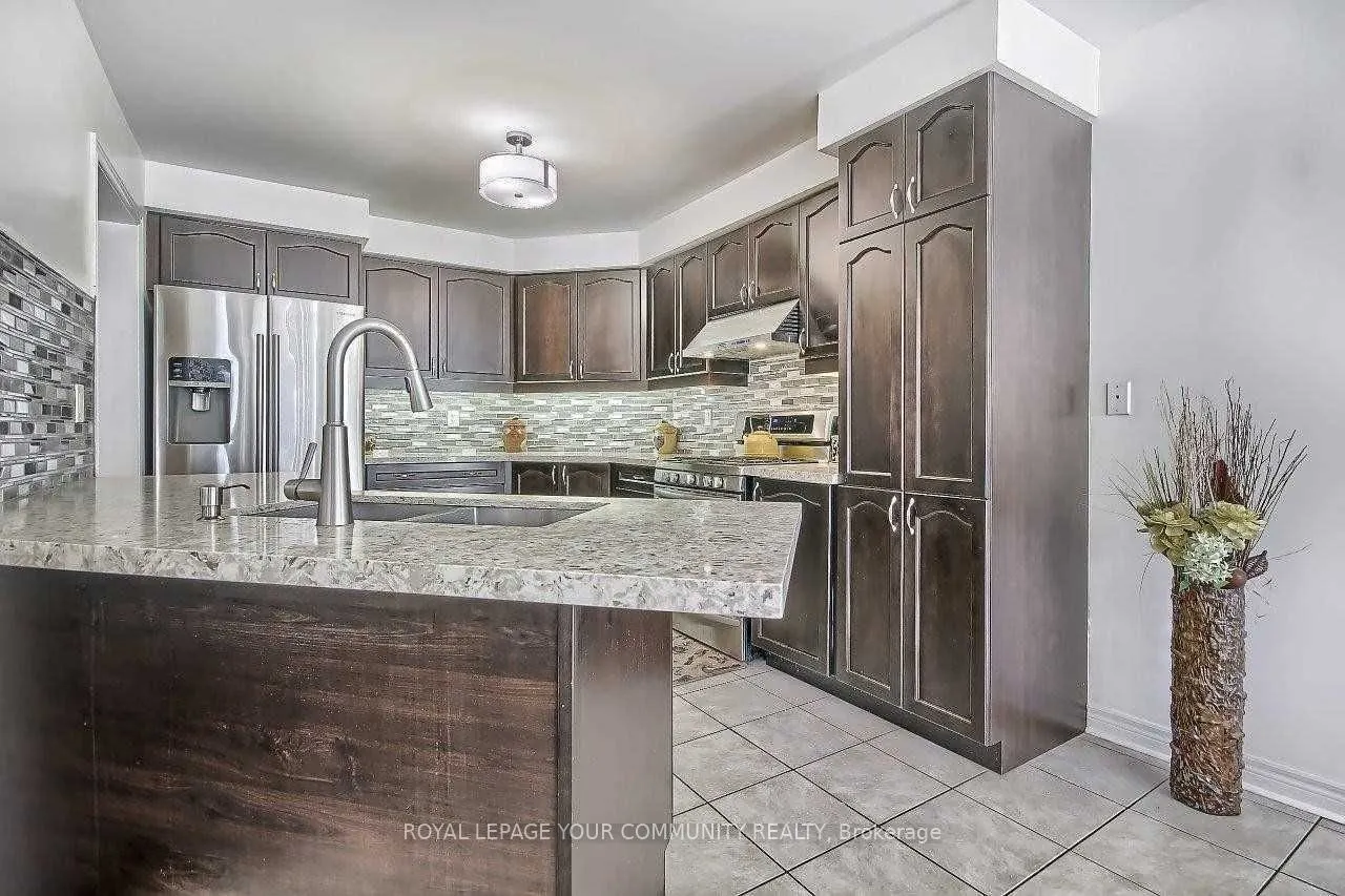 19 Harvest Hills Boulevard