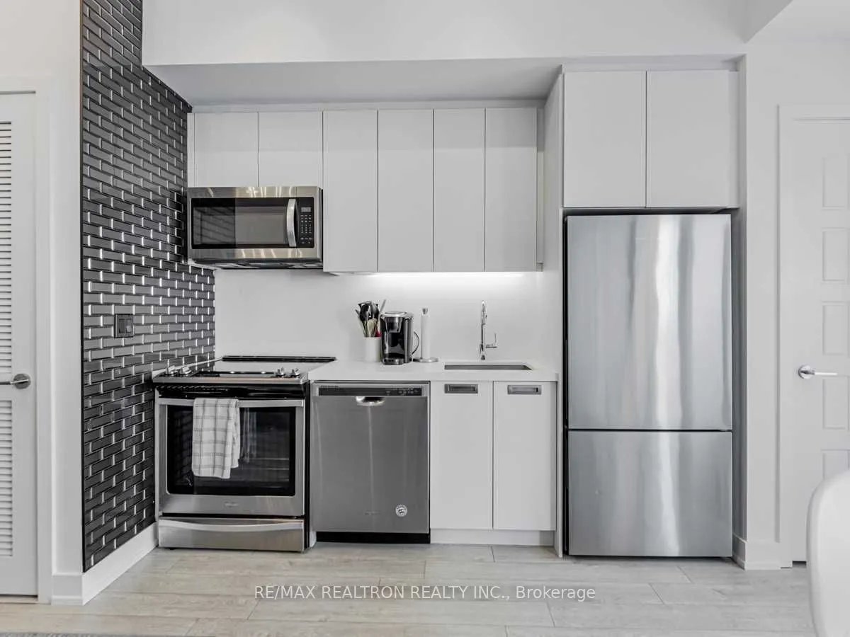 317 Broward Way, #114