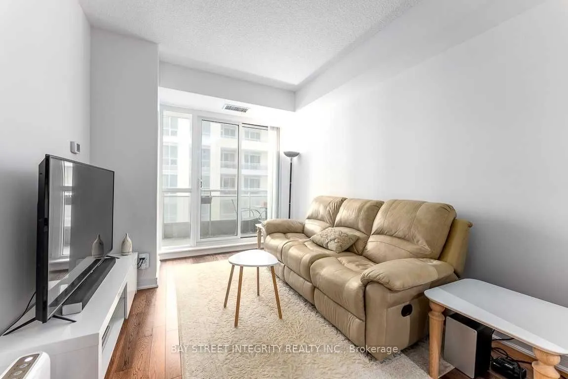 9191 Yonge Street, #414
