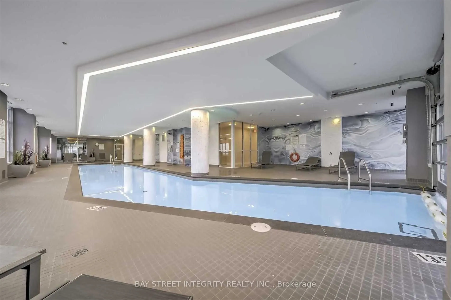 9191 Yonge Street, #414