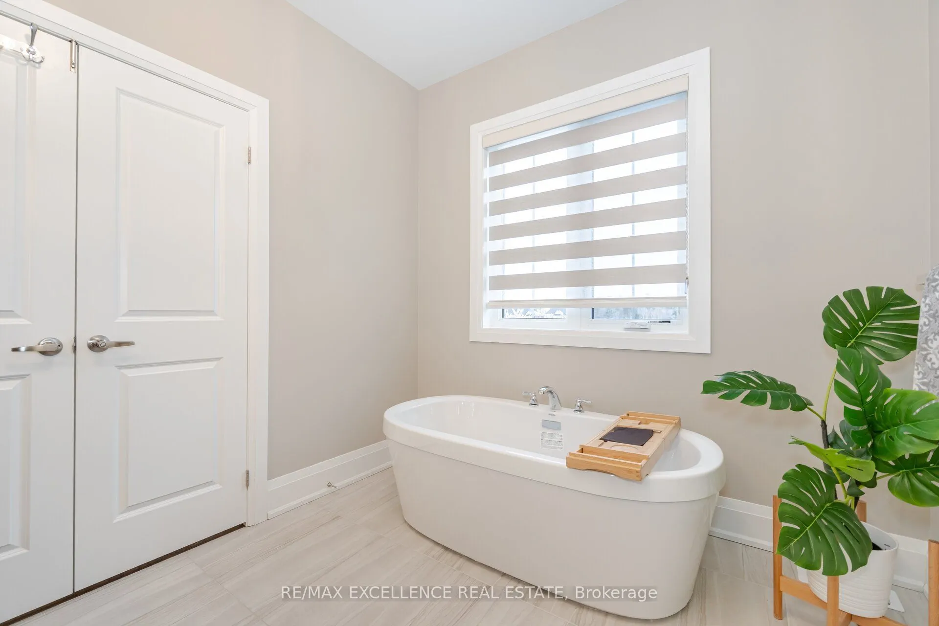 530 Kleinburg Summit Way