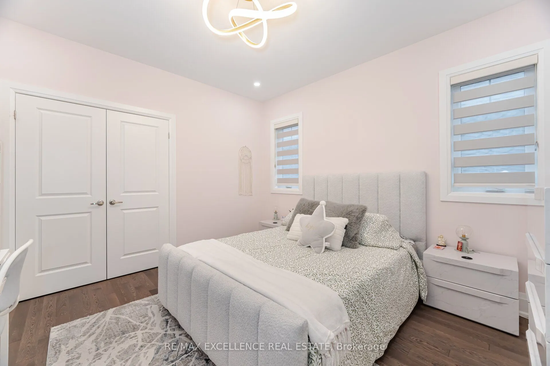 530 Kleinburg Summit Way