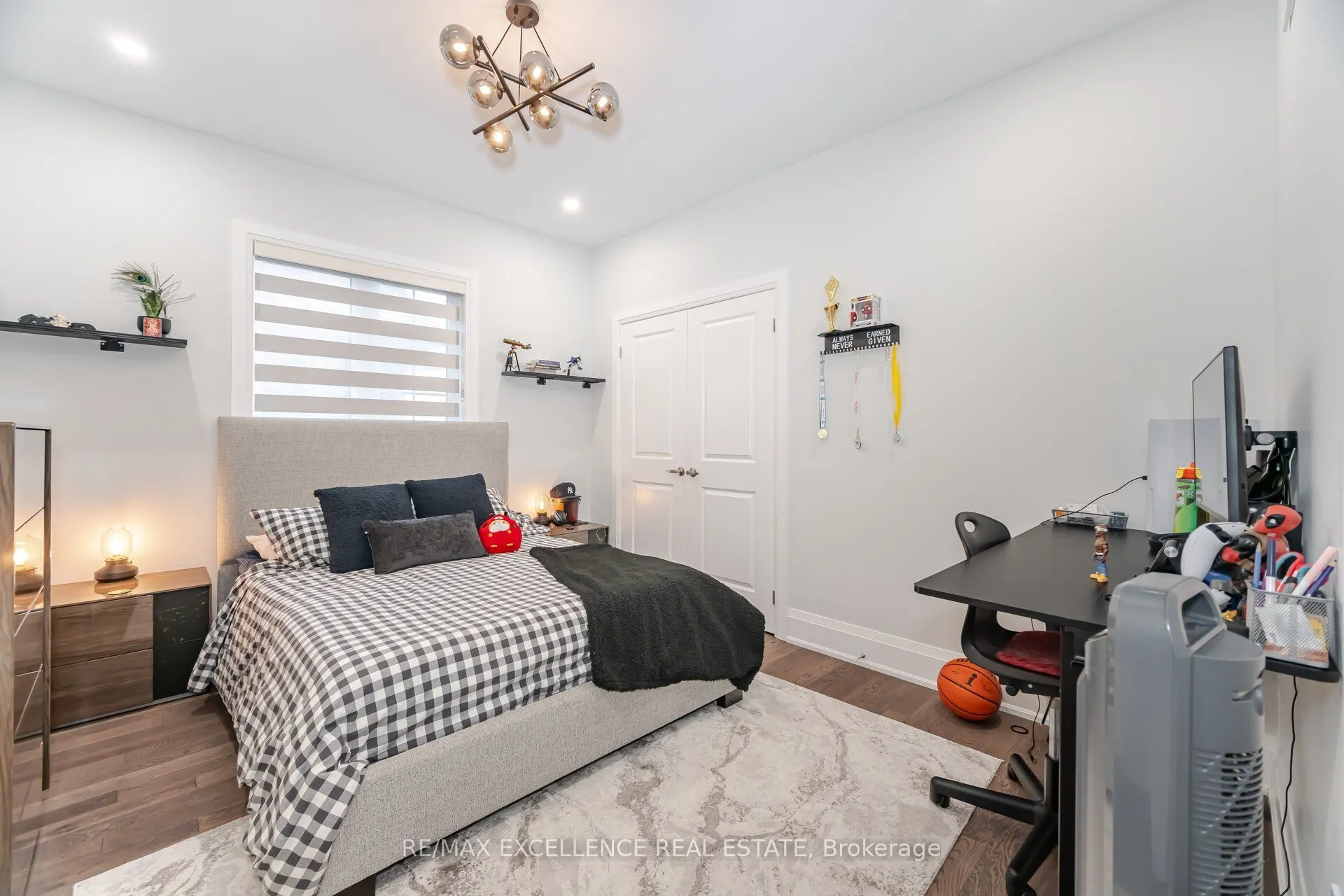 530 Kleinburg Summit Way
