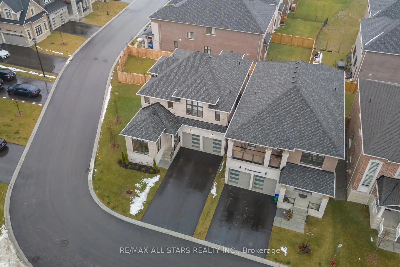 7 Ballanview Court