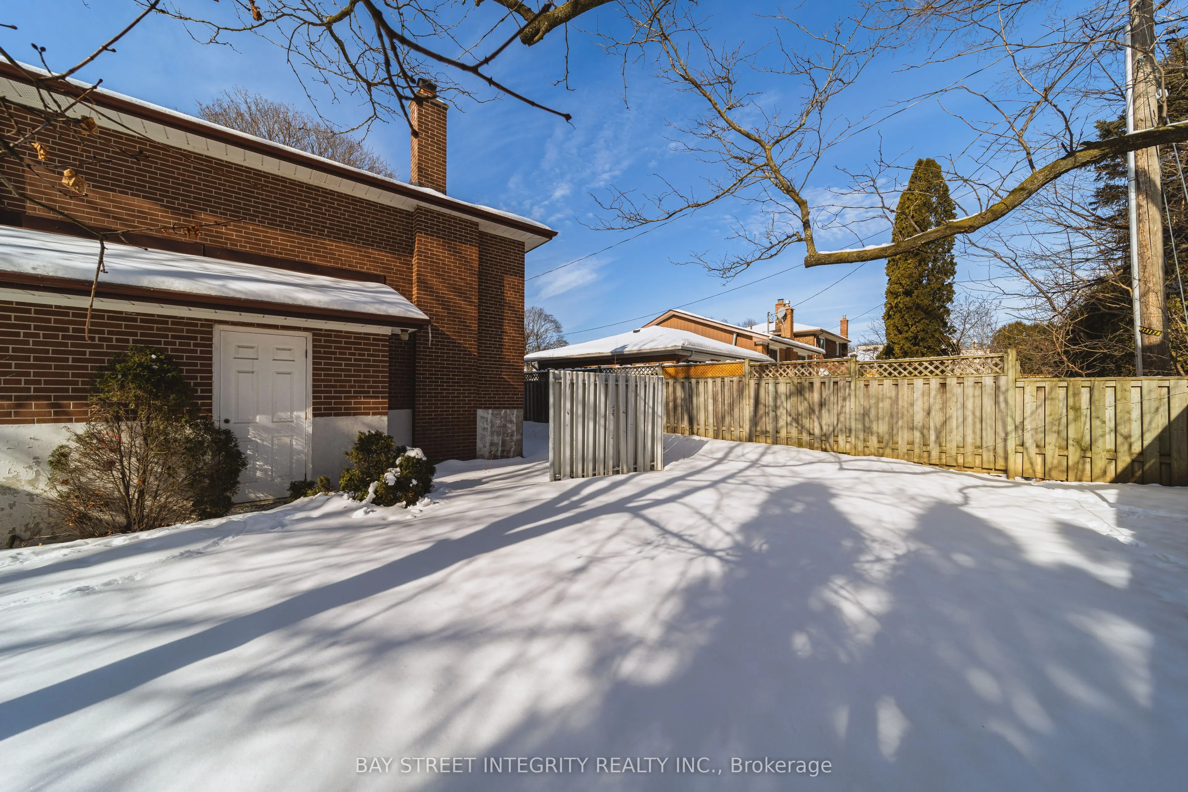 19 Valleycrest Avenue