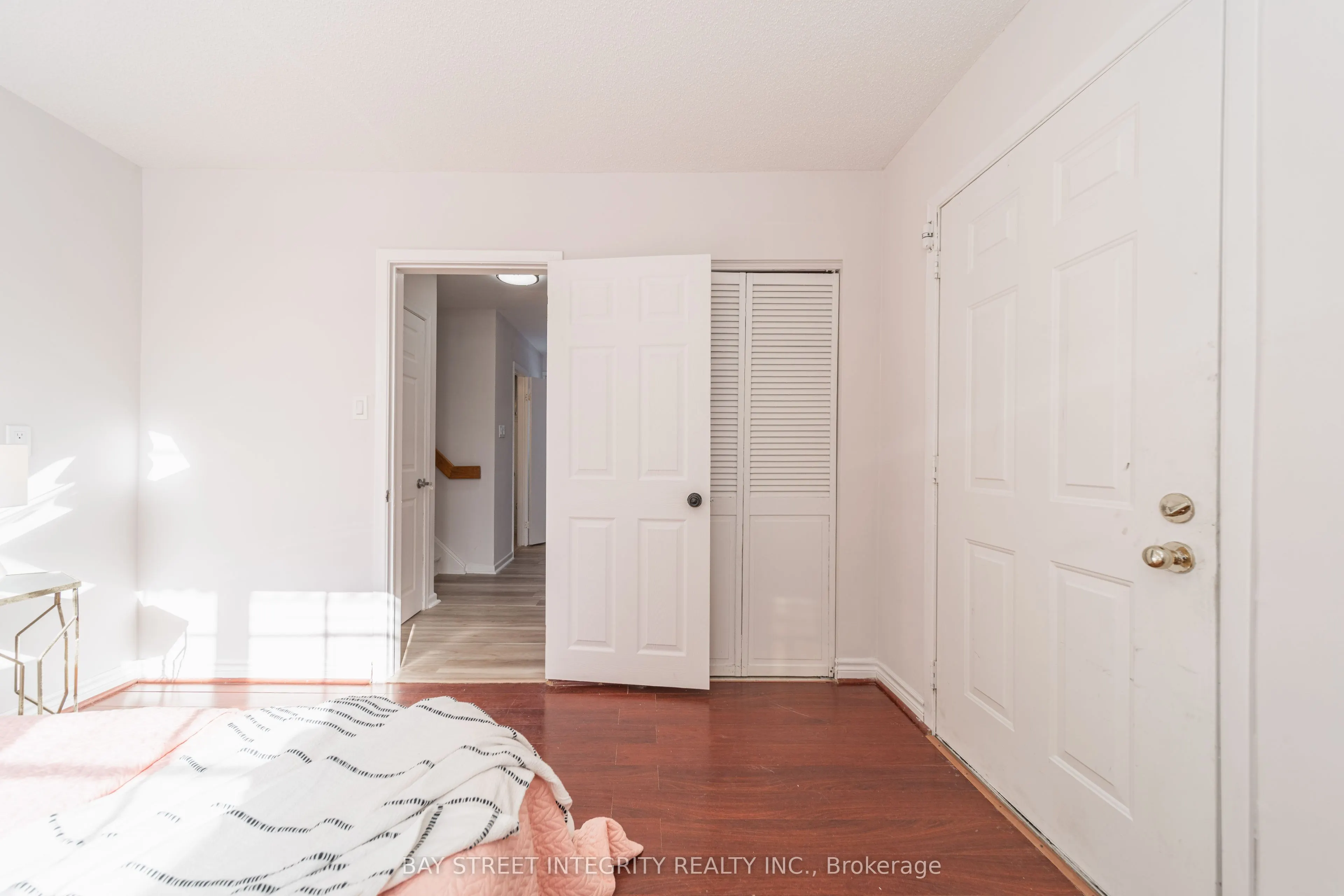19 Valleycrest Avenue