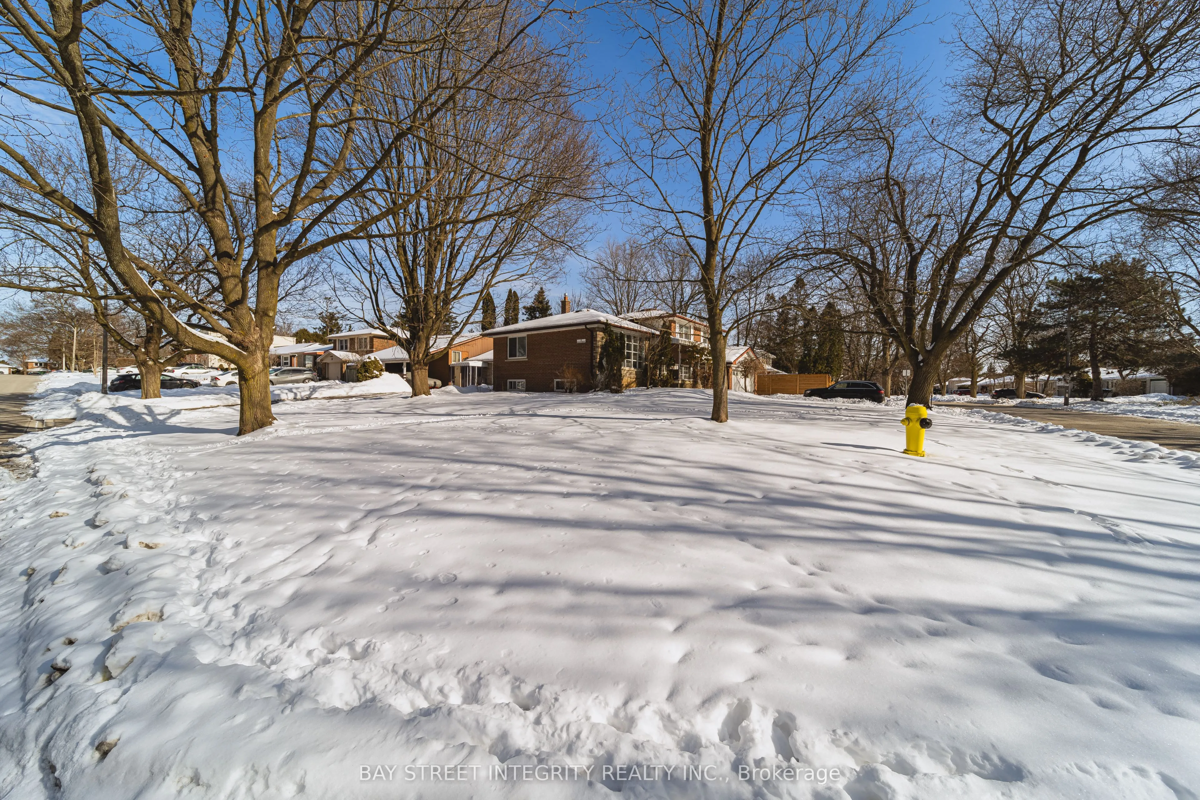 19 Valleycrest Avenue
