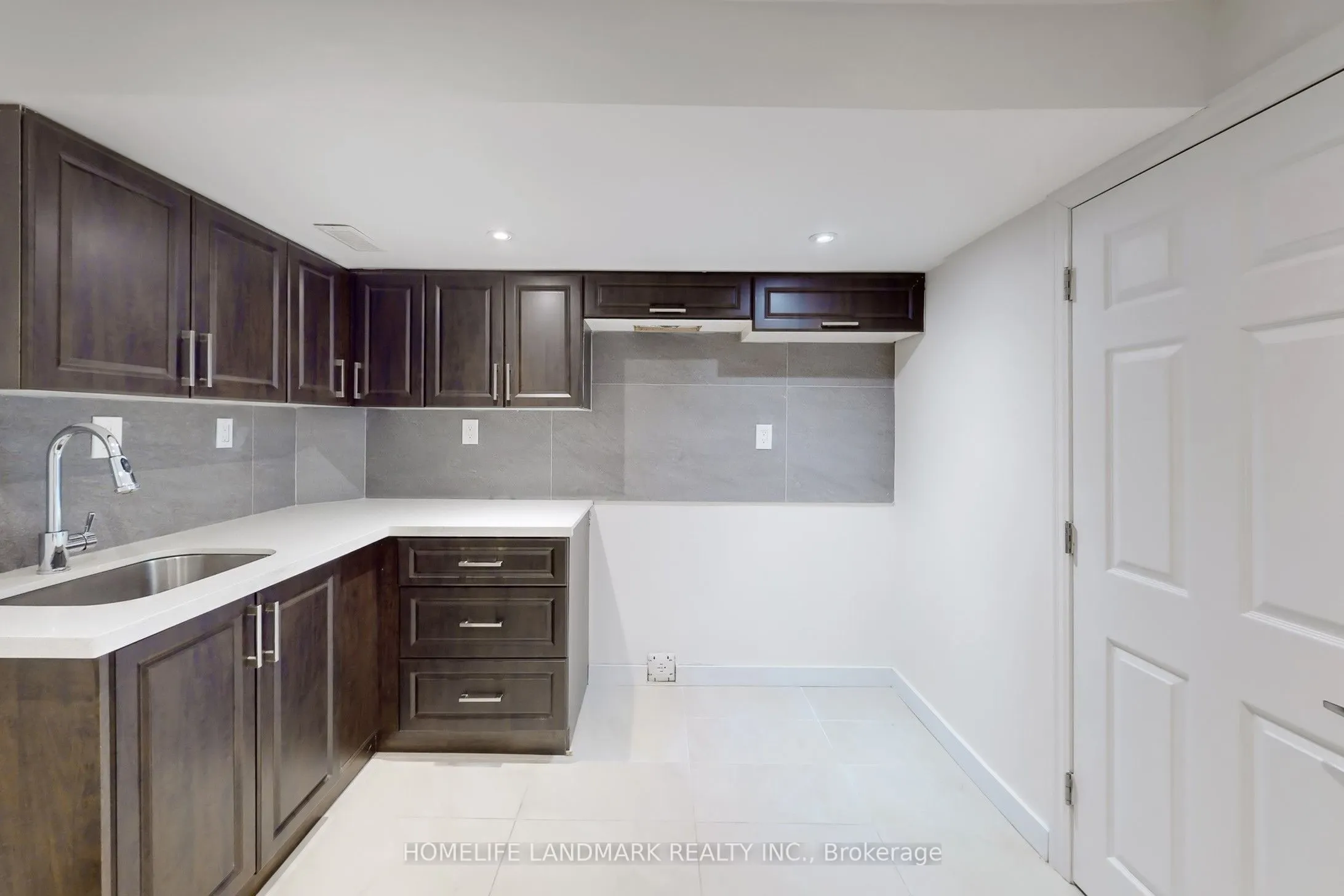 40 Spring Farm Road