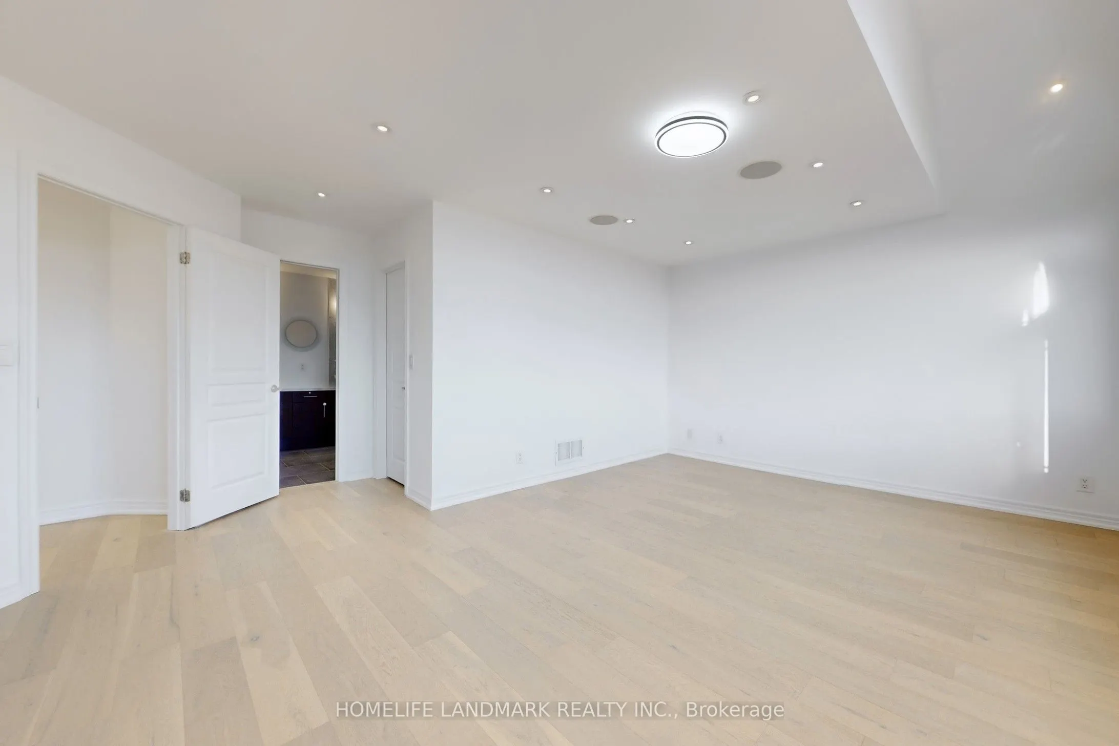 40 Spring Farm Road
