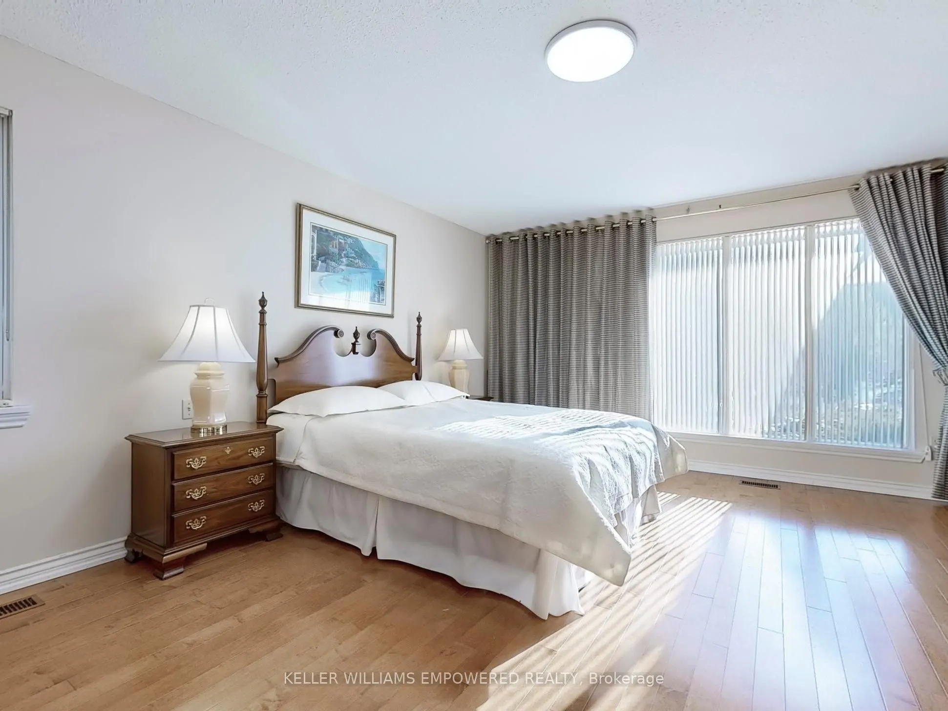 315 Woodland Acres Crescent