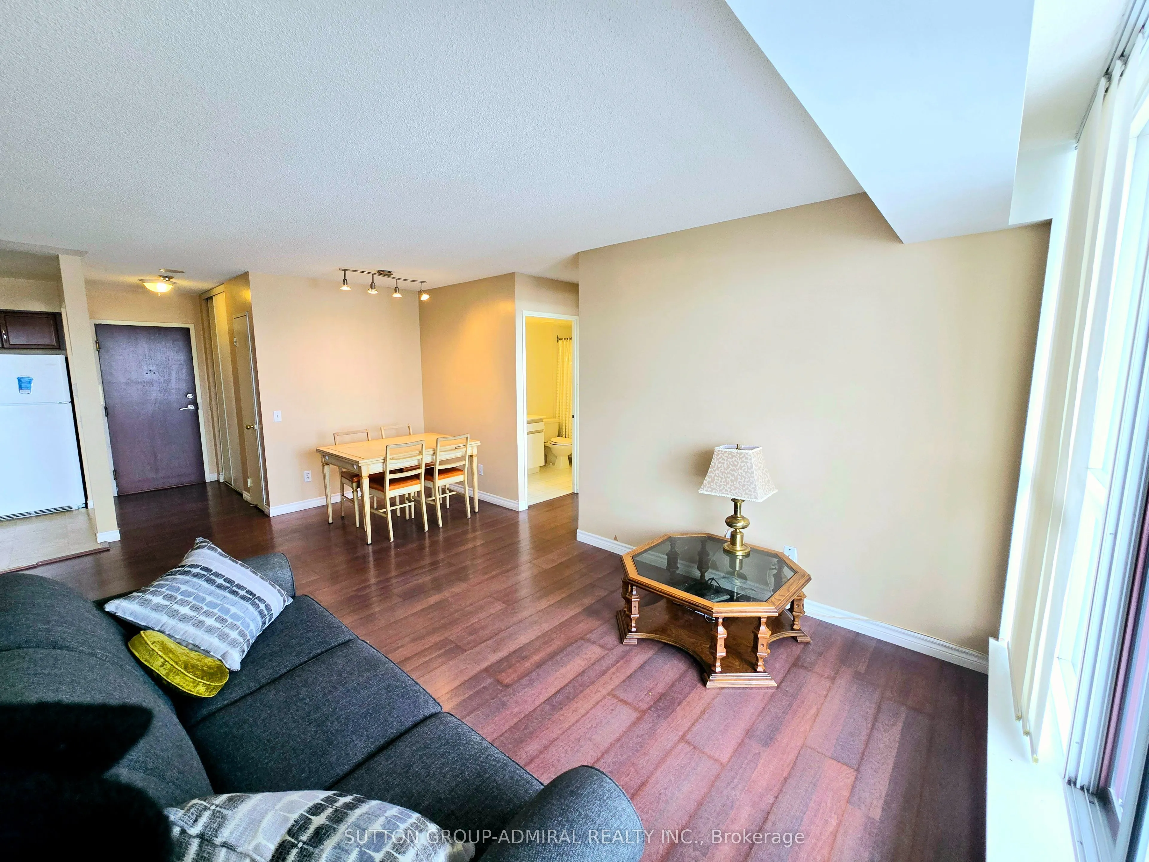 91 Townsgate Drive, #PH210