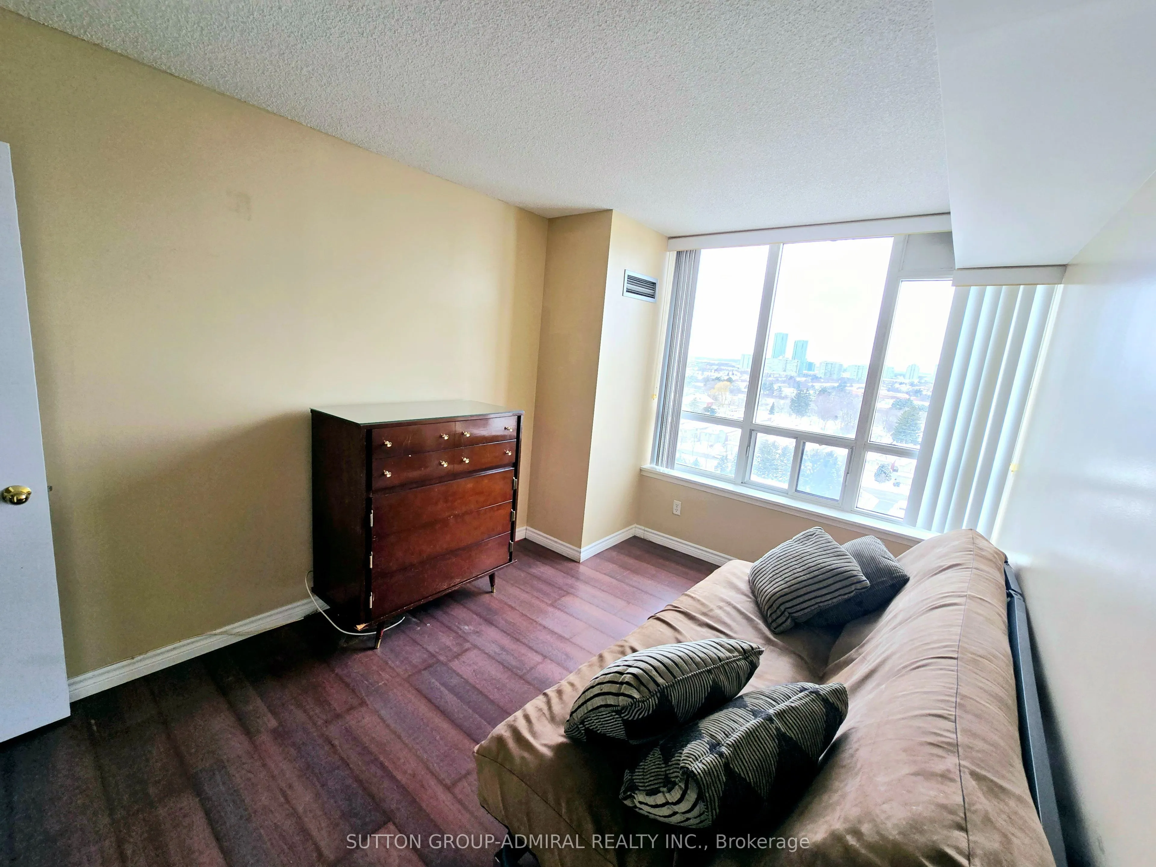 91 Townsgate Drive, #PH210