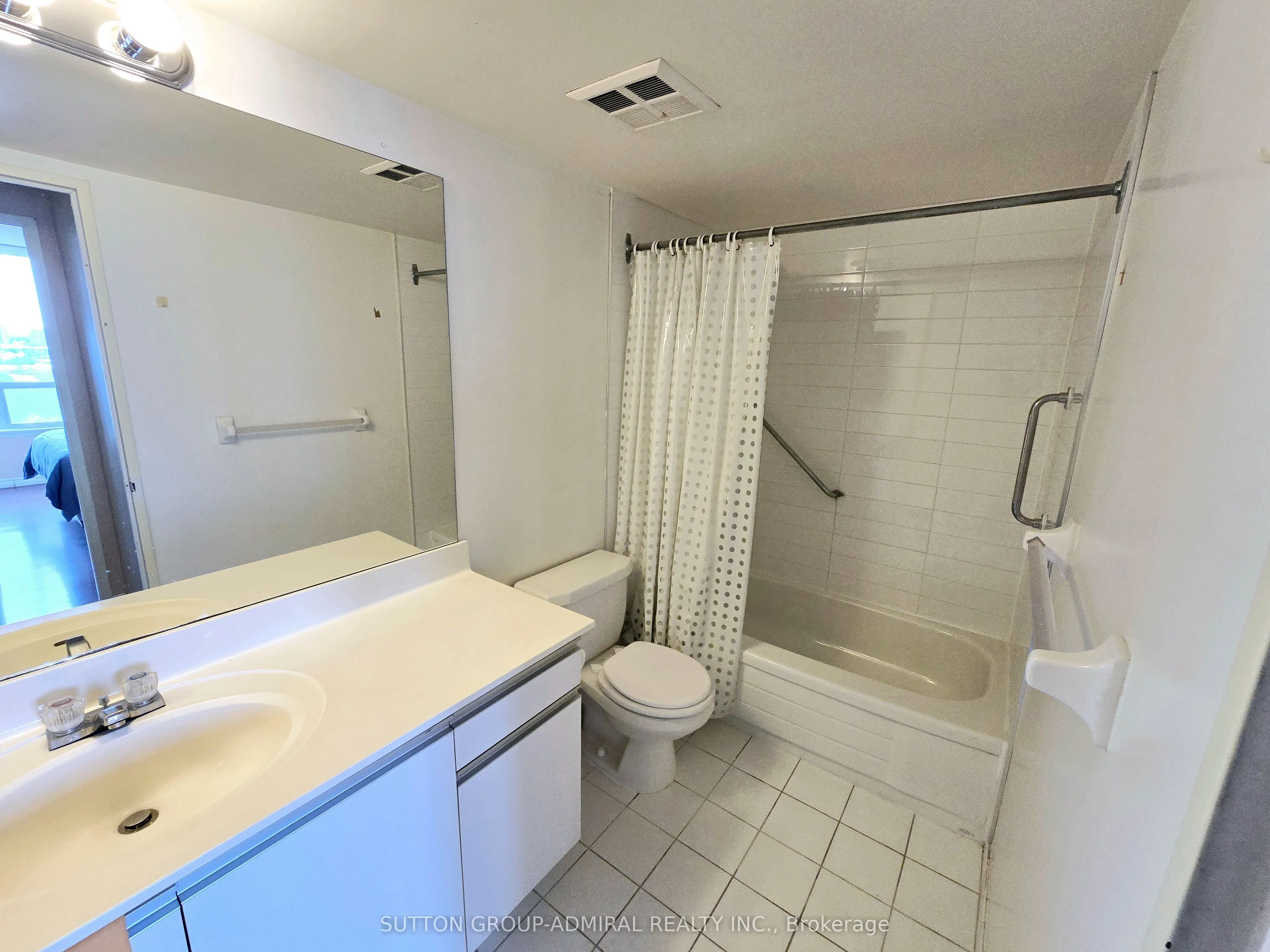 91 Townsgate Drive, #PH210