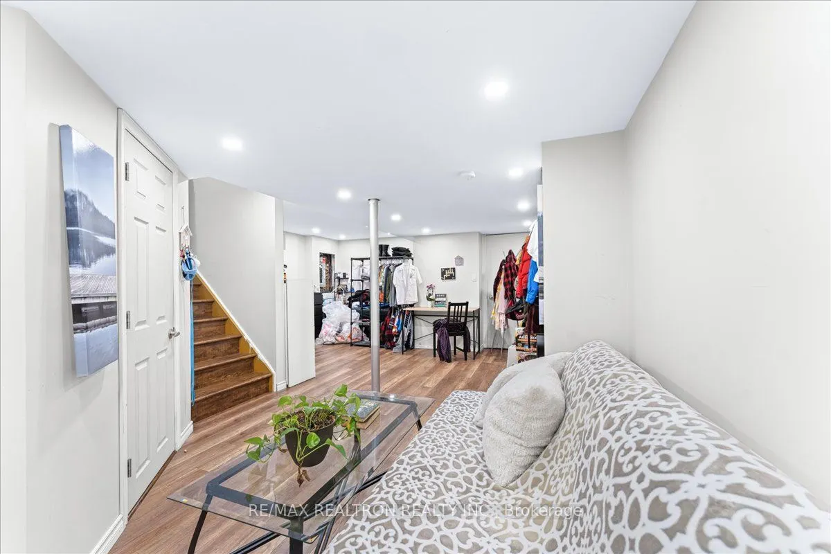 129 Flagstone Way