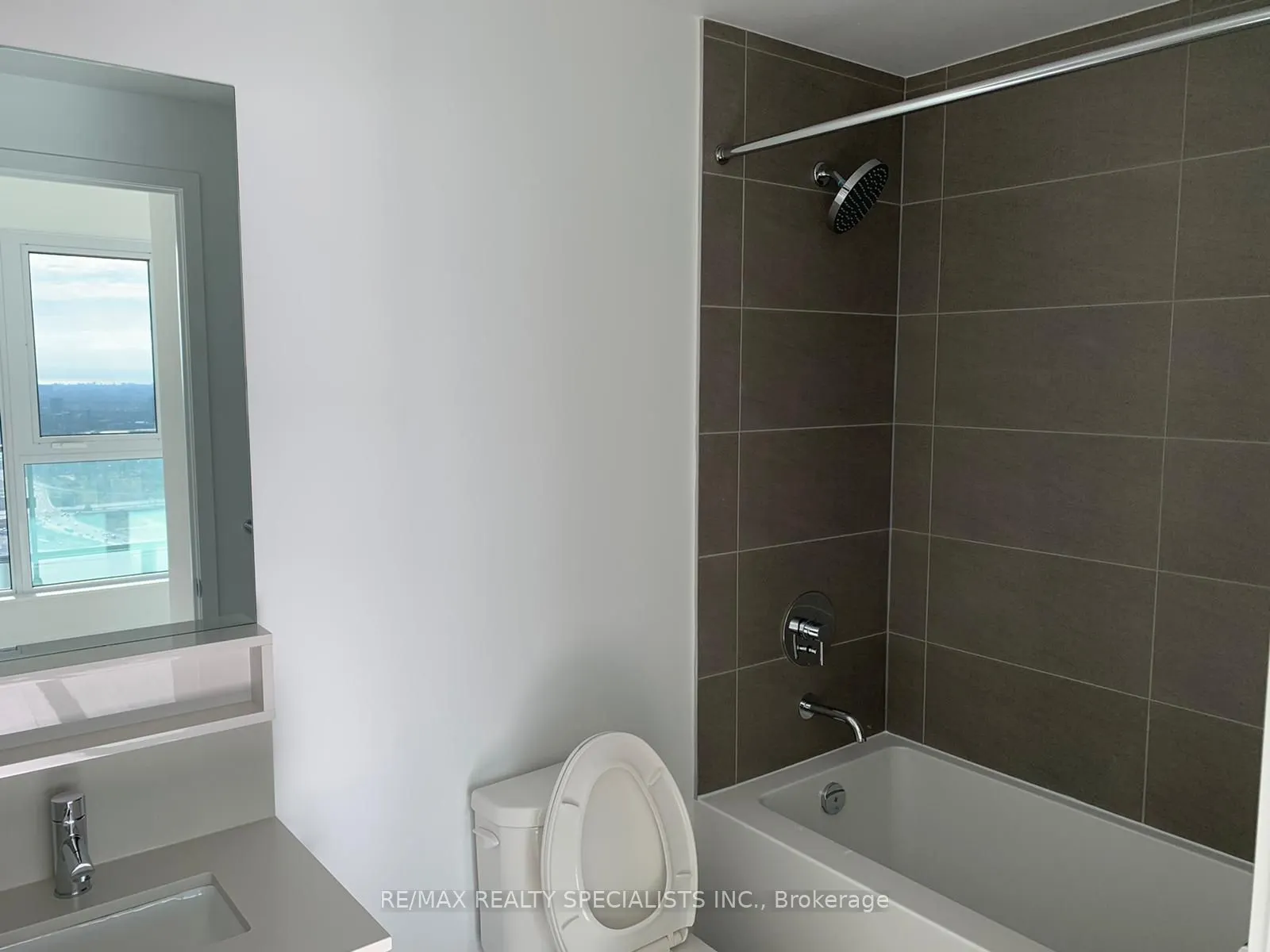 5 Buttermill Avenue, #5605