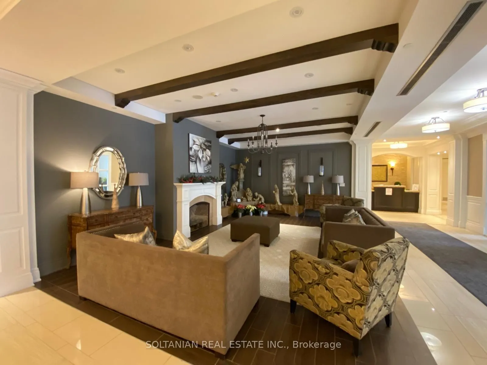 80 Burns Boulevard #425