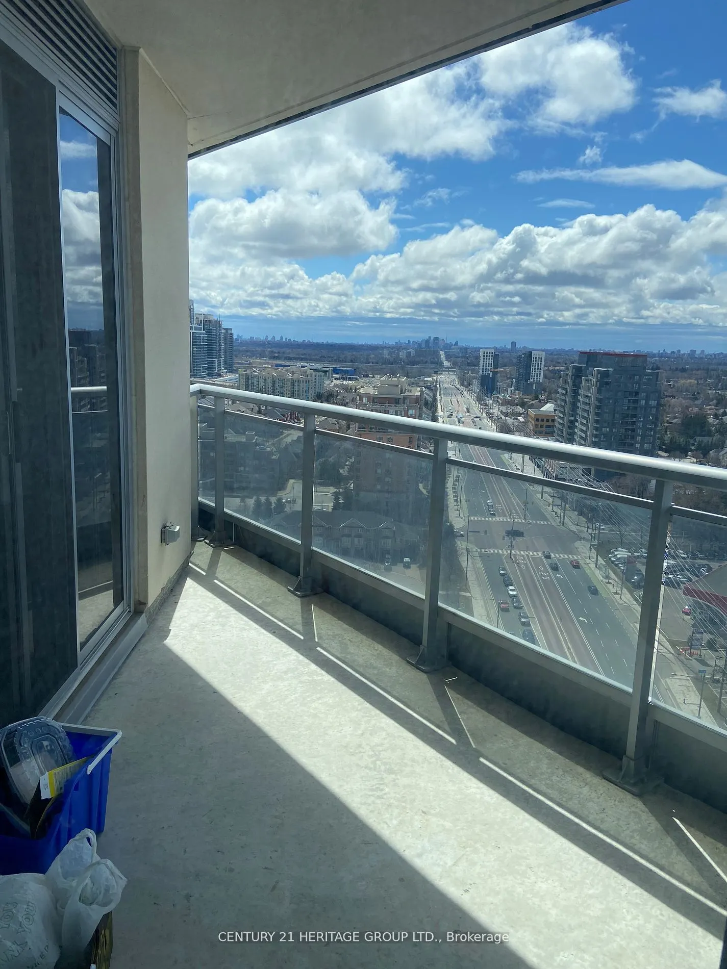 9201 Yonge Street, #1909