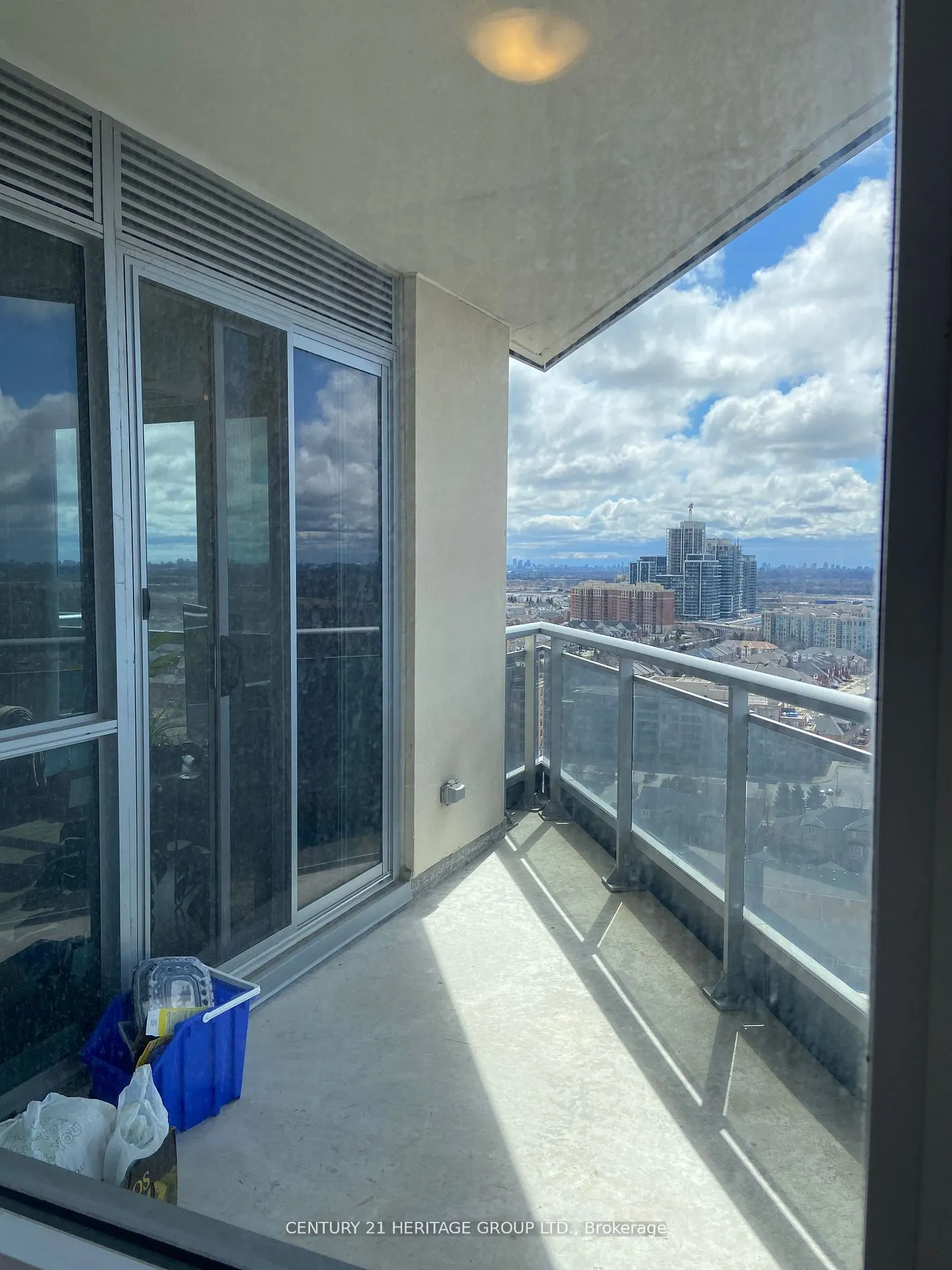 9201 Yonge Street, #1909