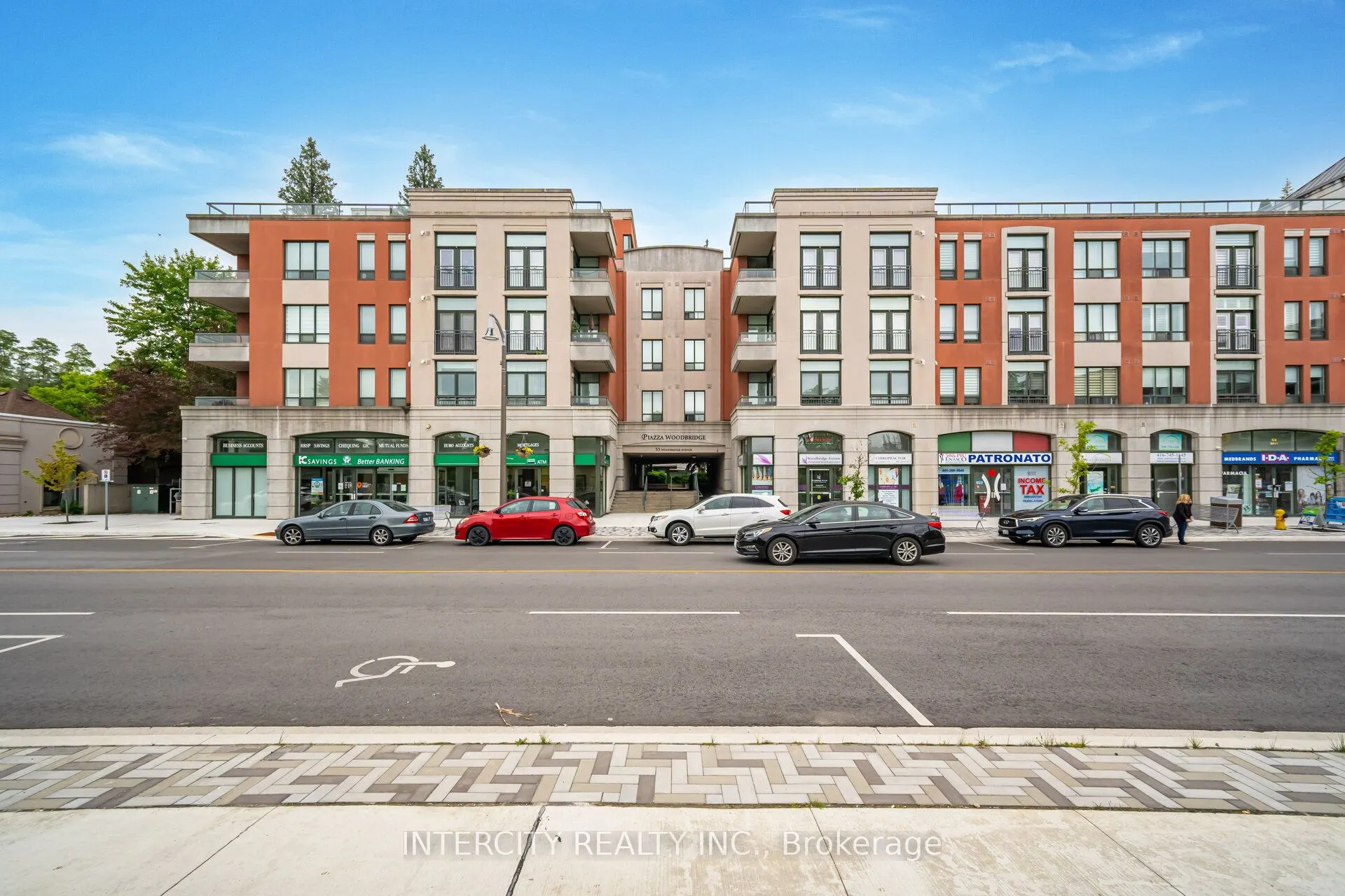 53 Woodbridge Avenue, #206