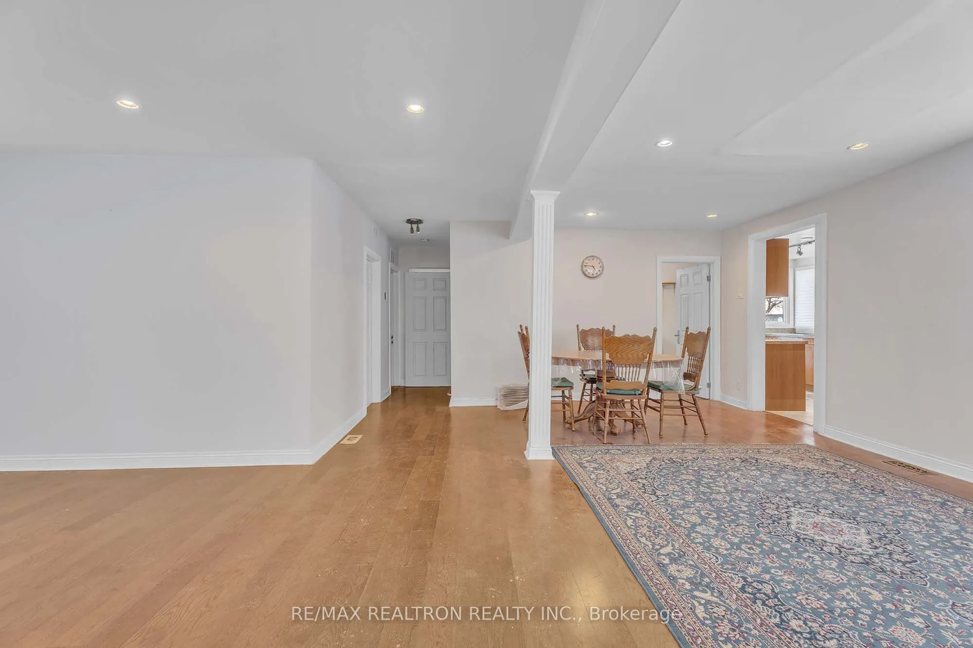 114 Weldrick Road W
