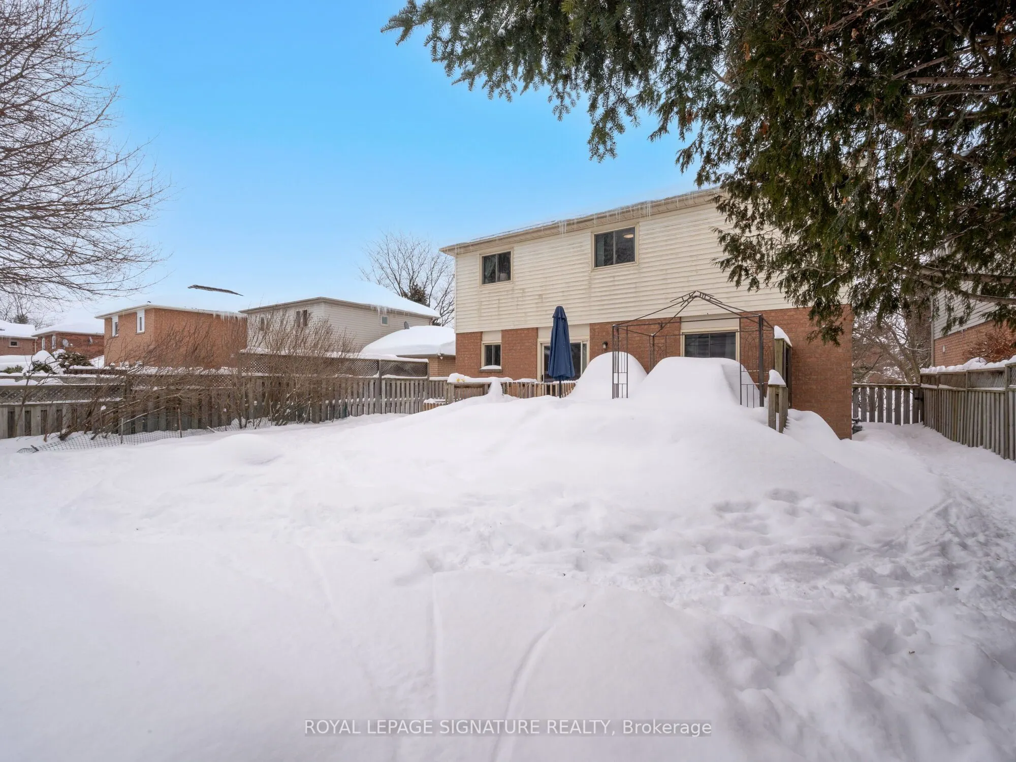 6 Dugdale Avenue