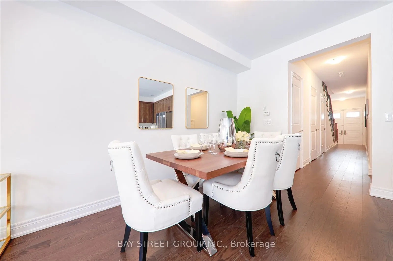 12 SCHMELTZER Crescent