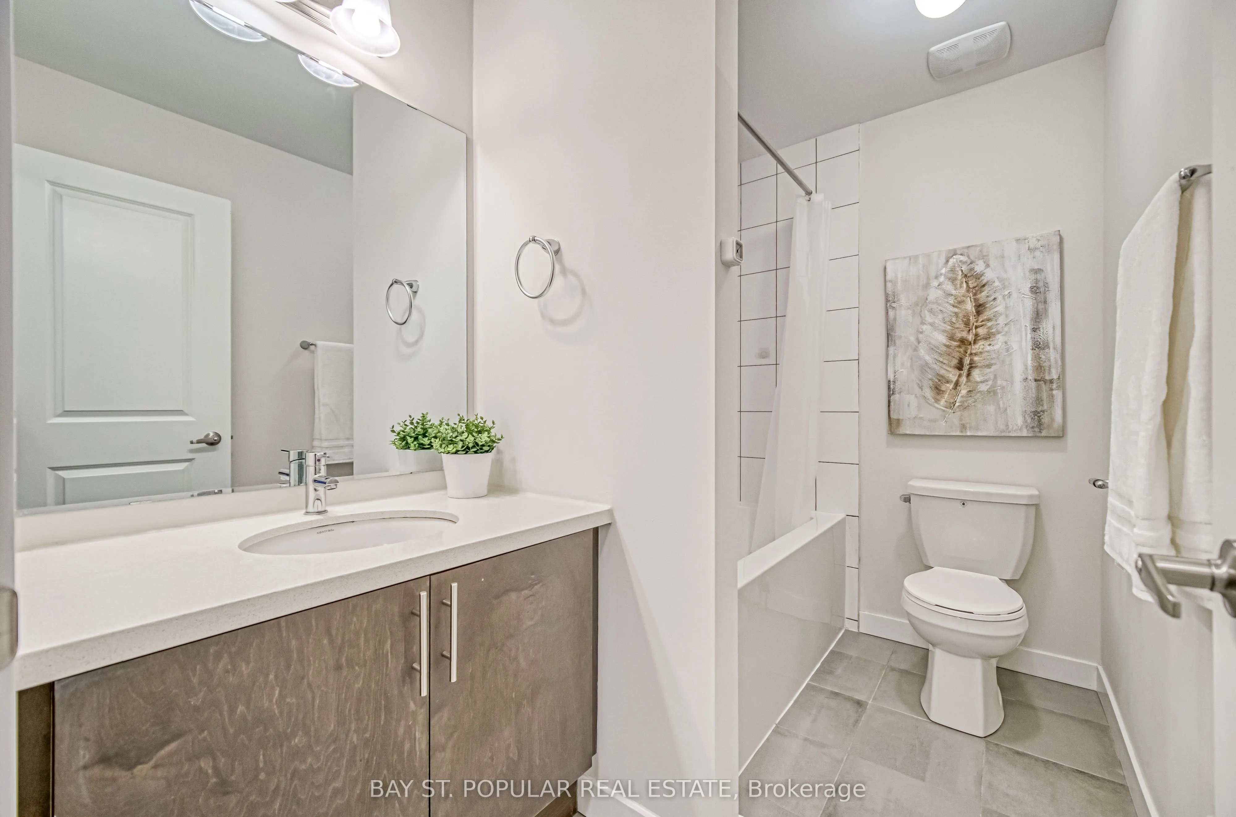 17 James Noble Lane, #106
