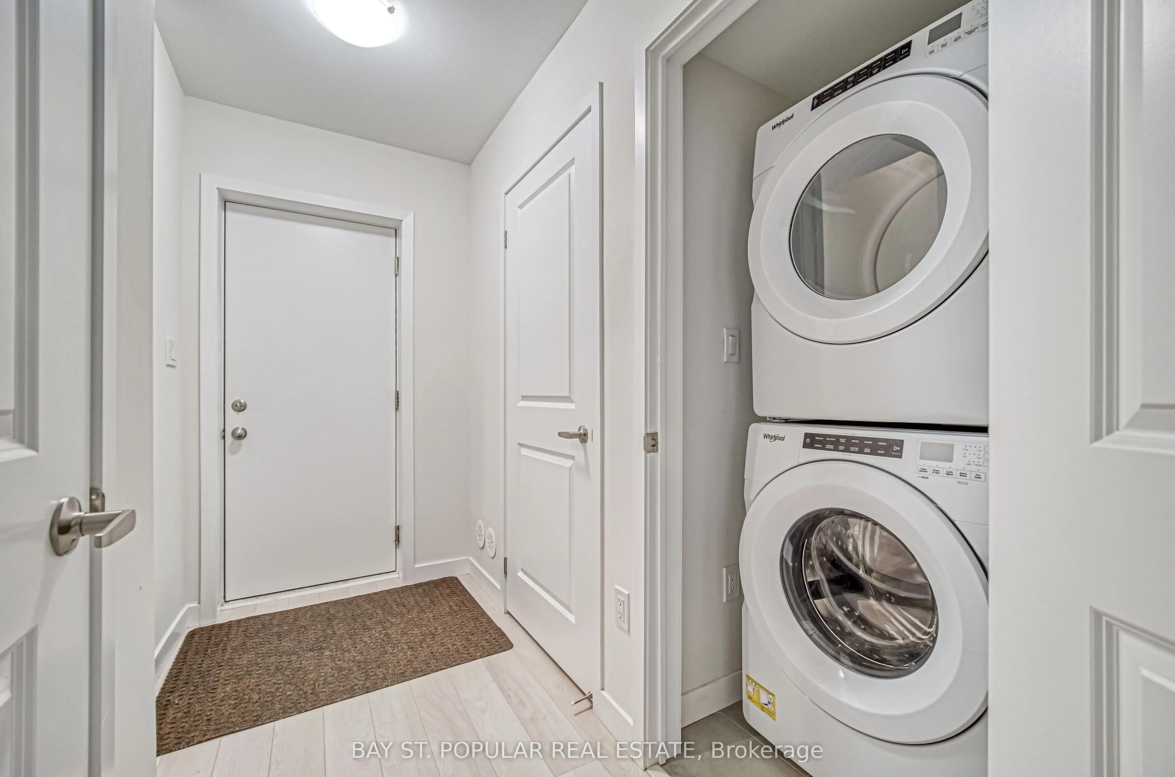 17 James Noble Lane, #106