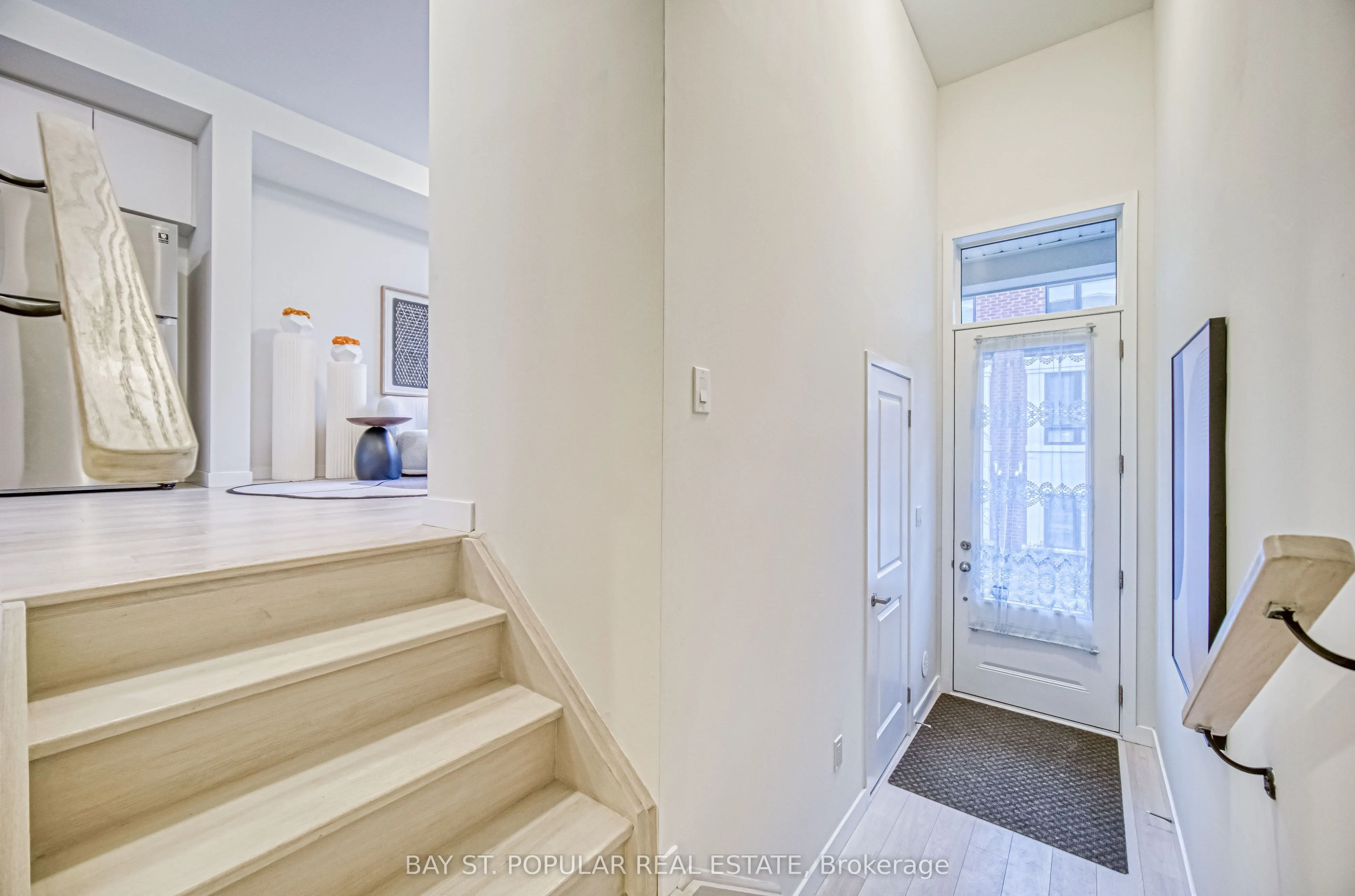 17 James Noble Lane, #106