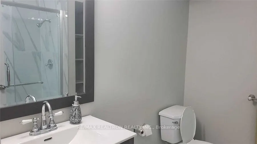 138 West Lawn Crescent, #Bsmt