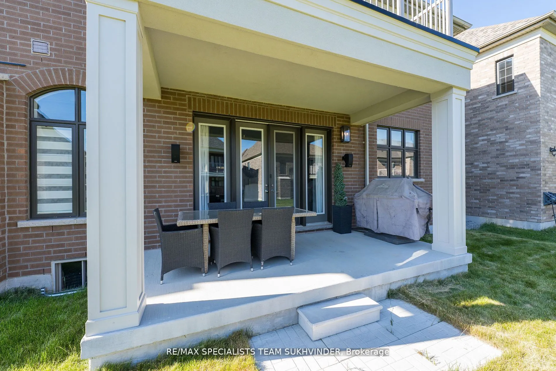 49 Appleyard Avenue