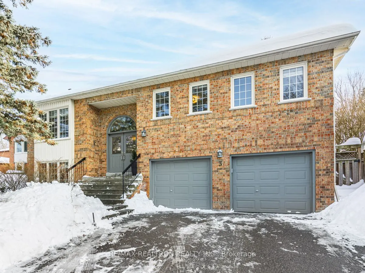 3 Pinehurst Court