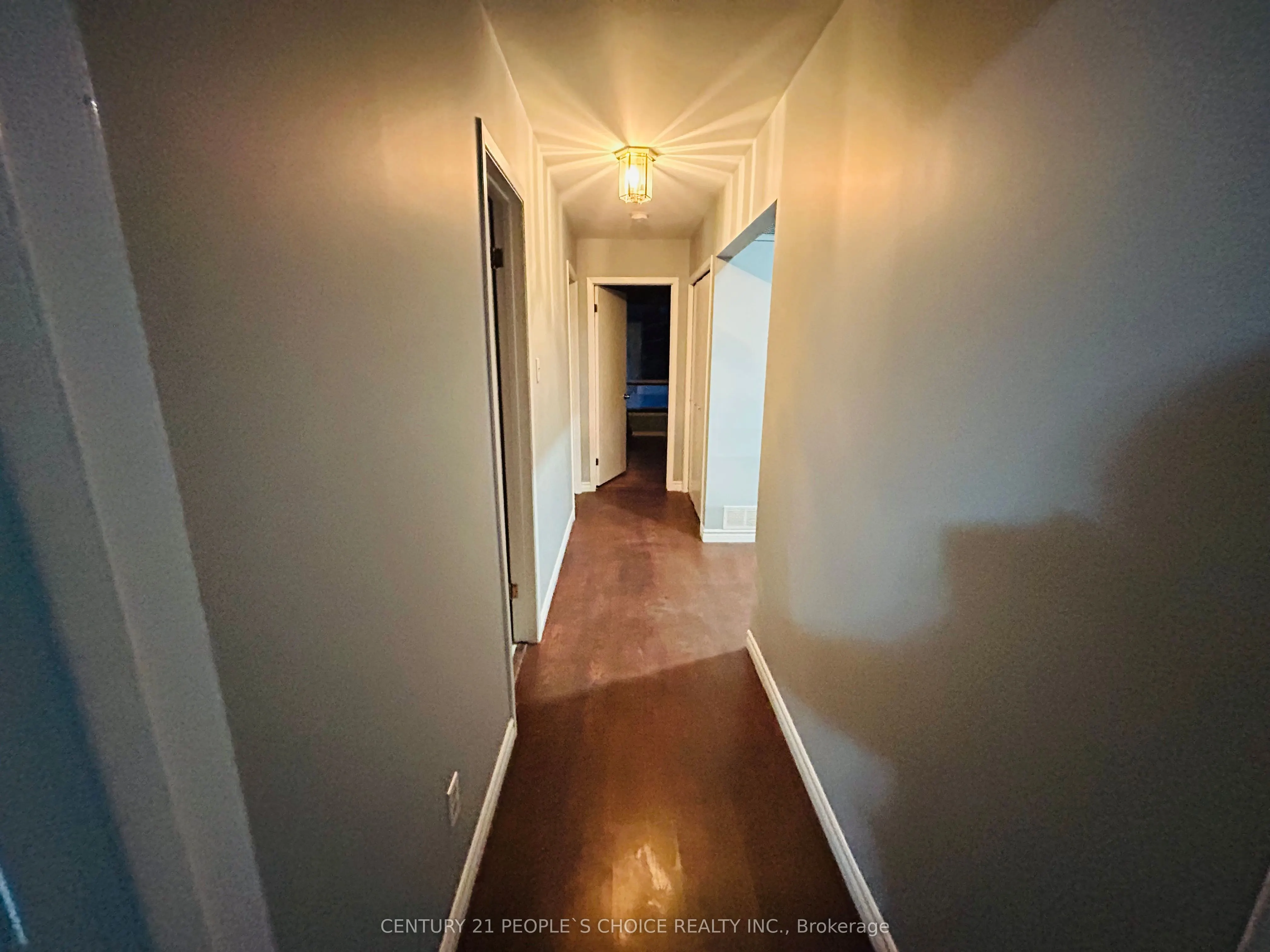 101 Putting Green Crescent