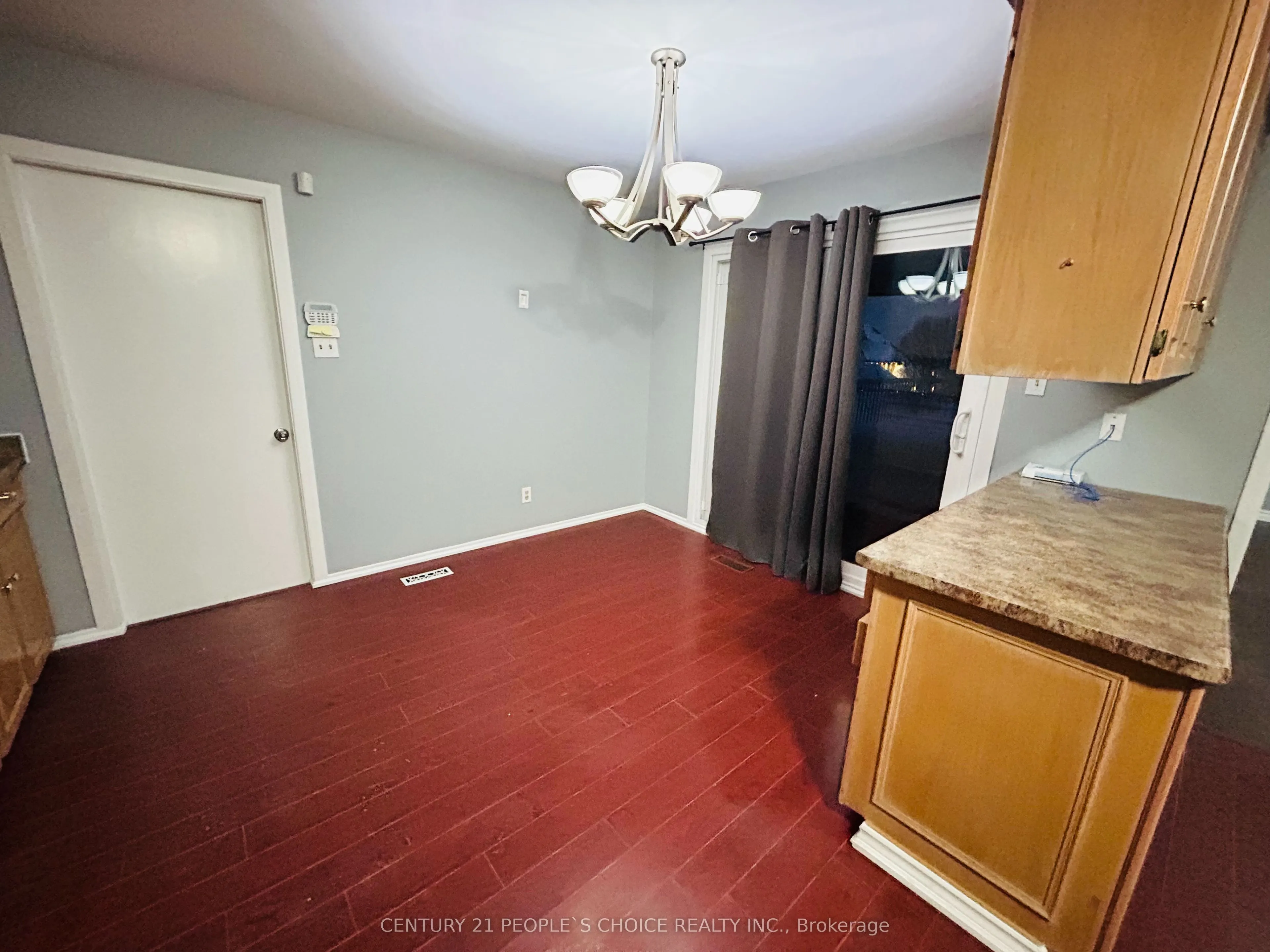 101 Putting Green Crescent